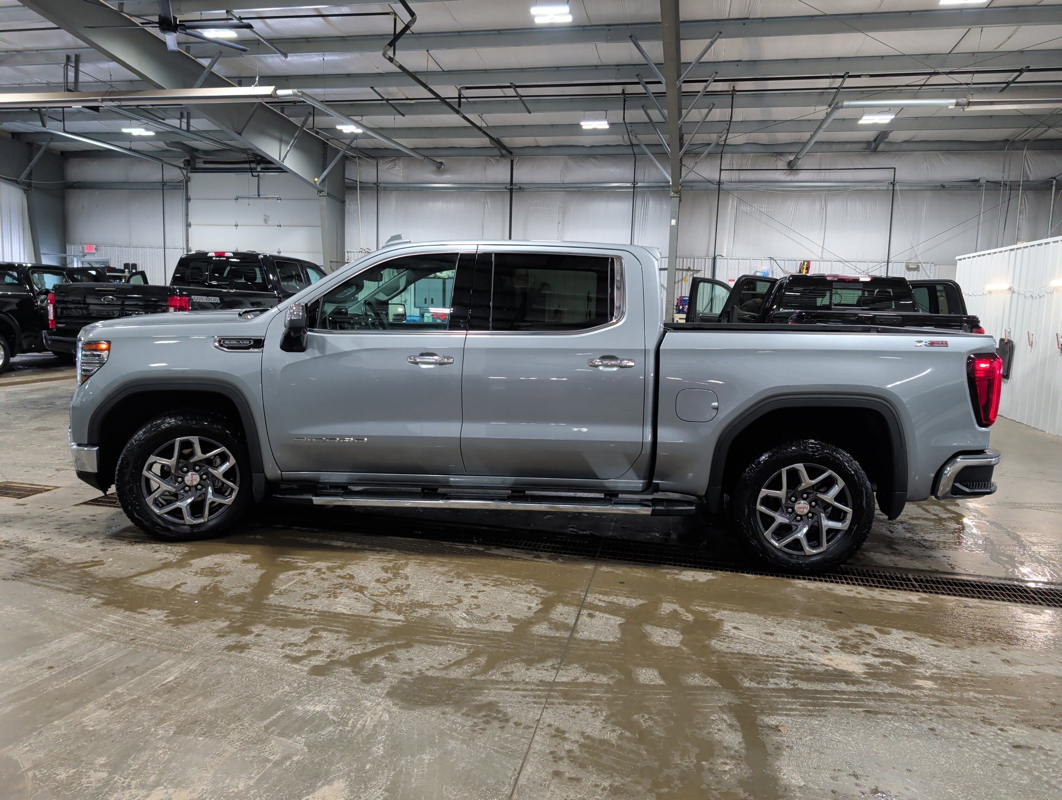 2023 GMC Sierra 1500 SLT