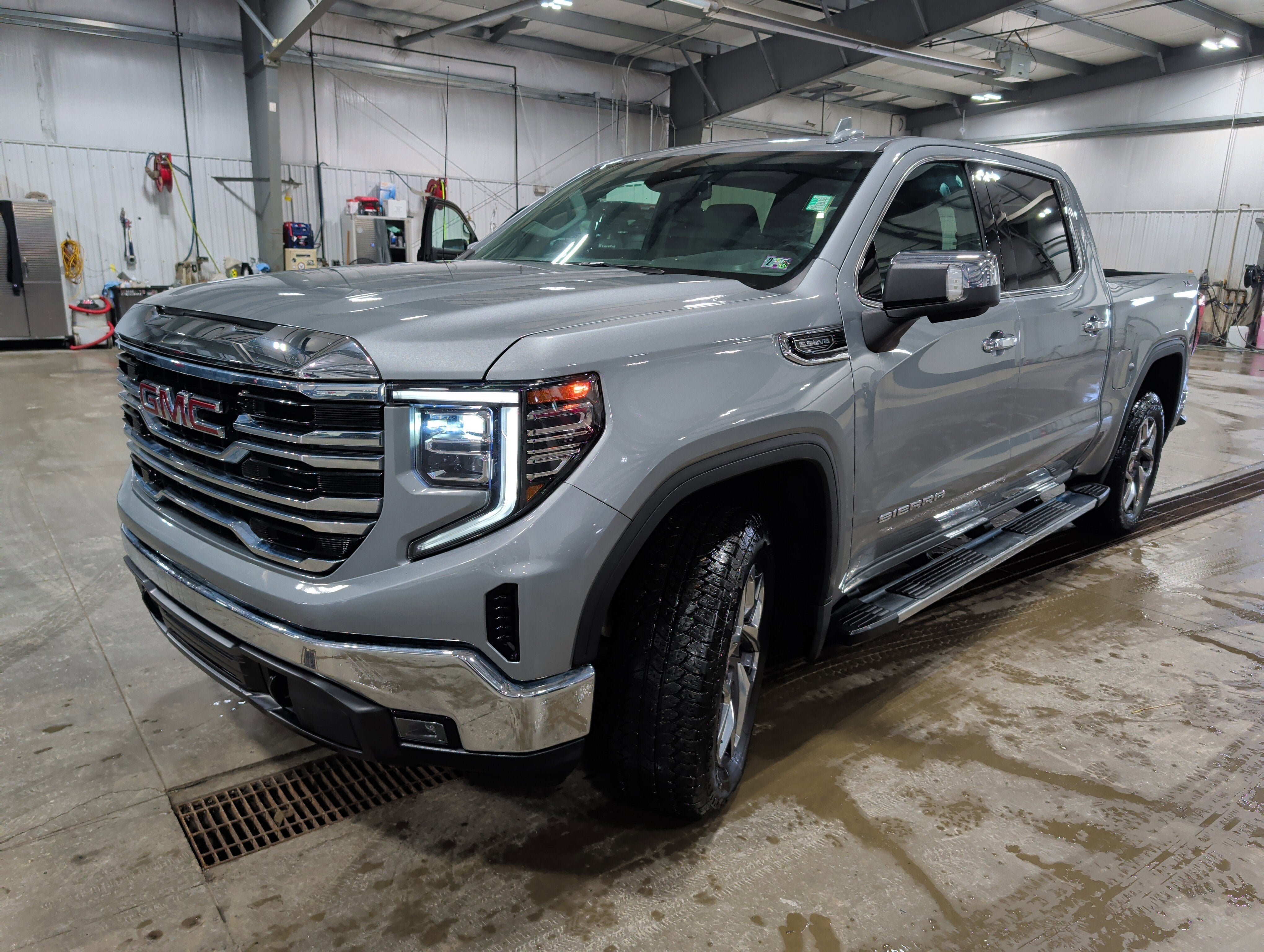 2023 GMC Sierra 1500 SLT