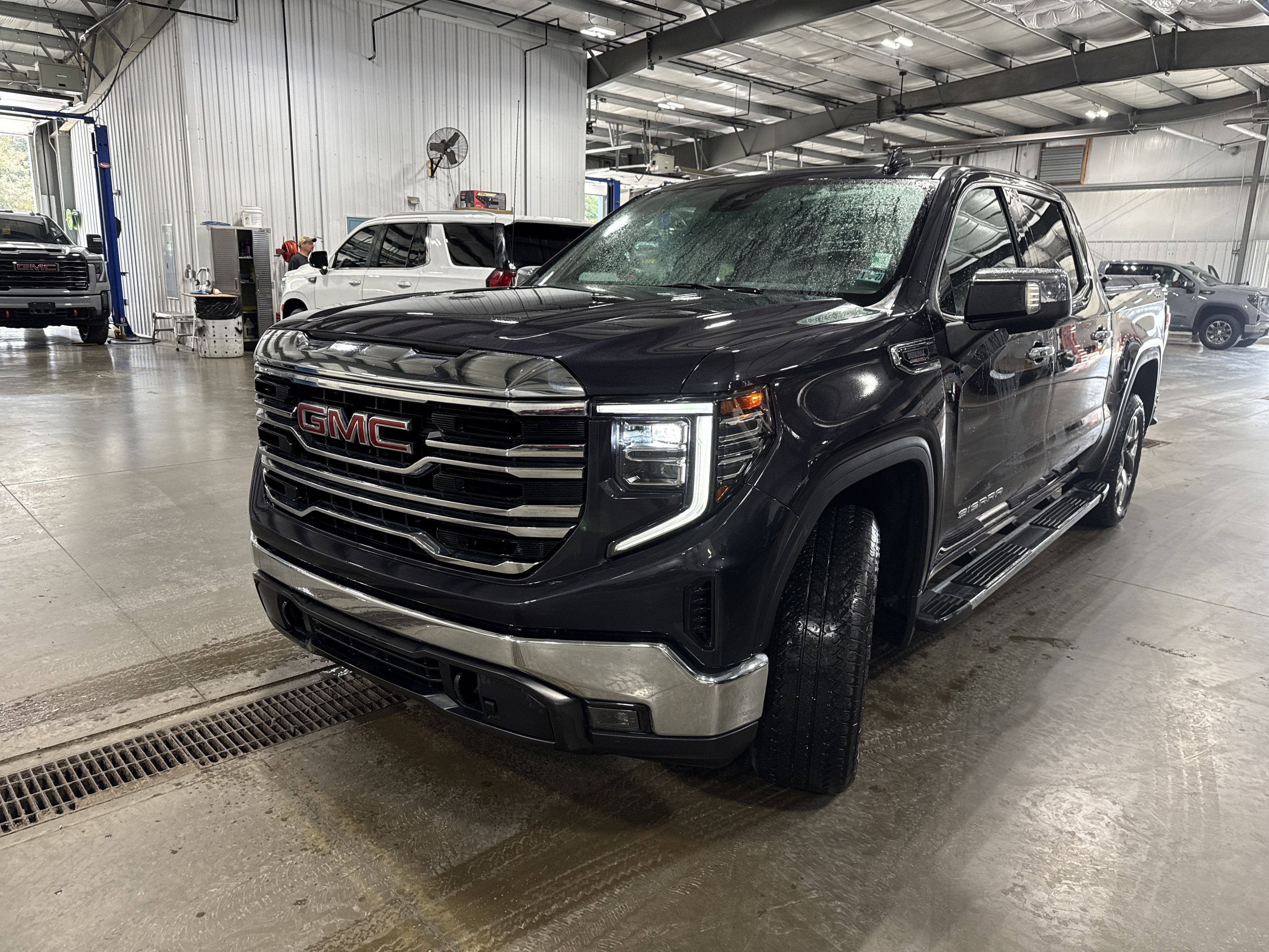 2022 GMC Sierra 1500 SLT