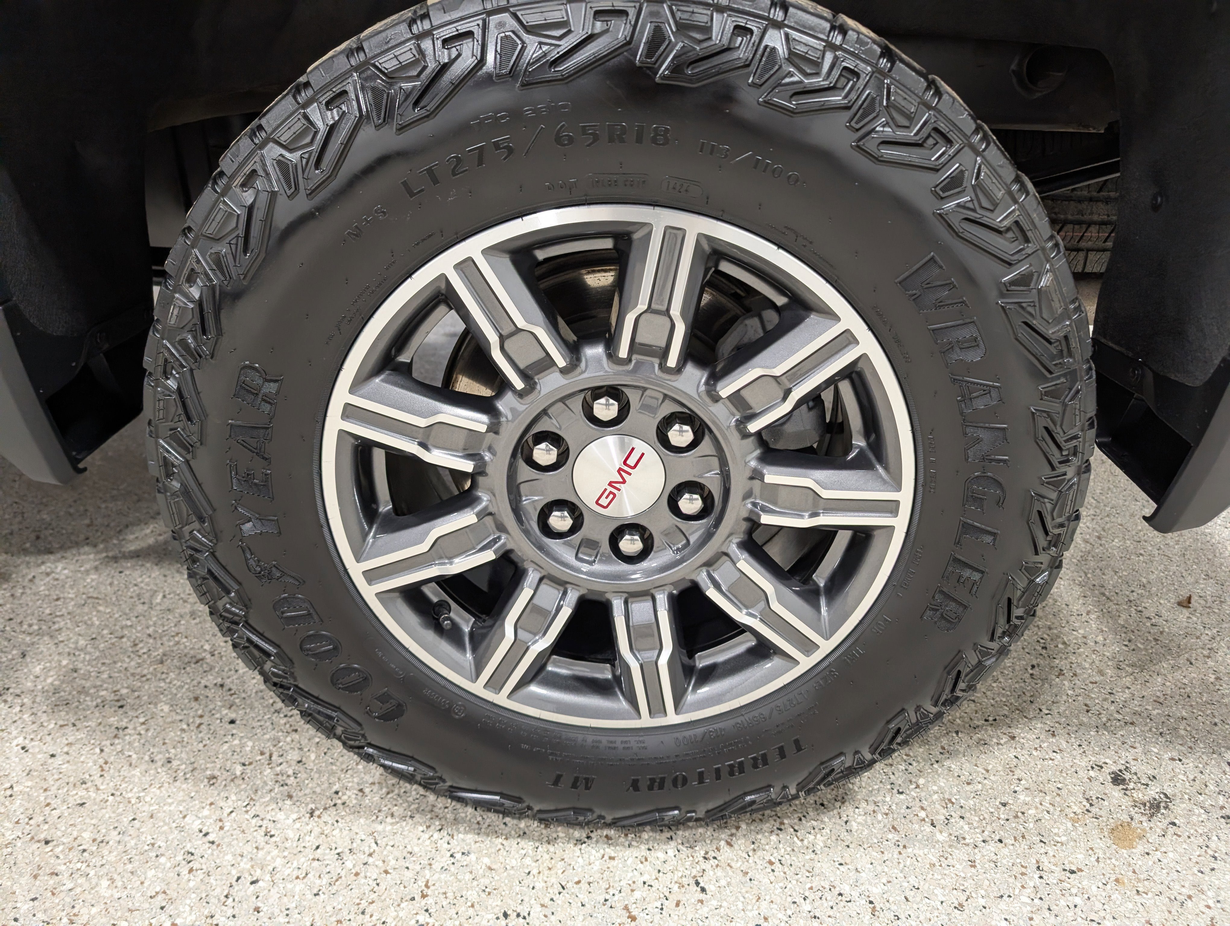 2024 GMC Sierra 1500 AT4