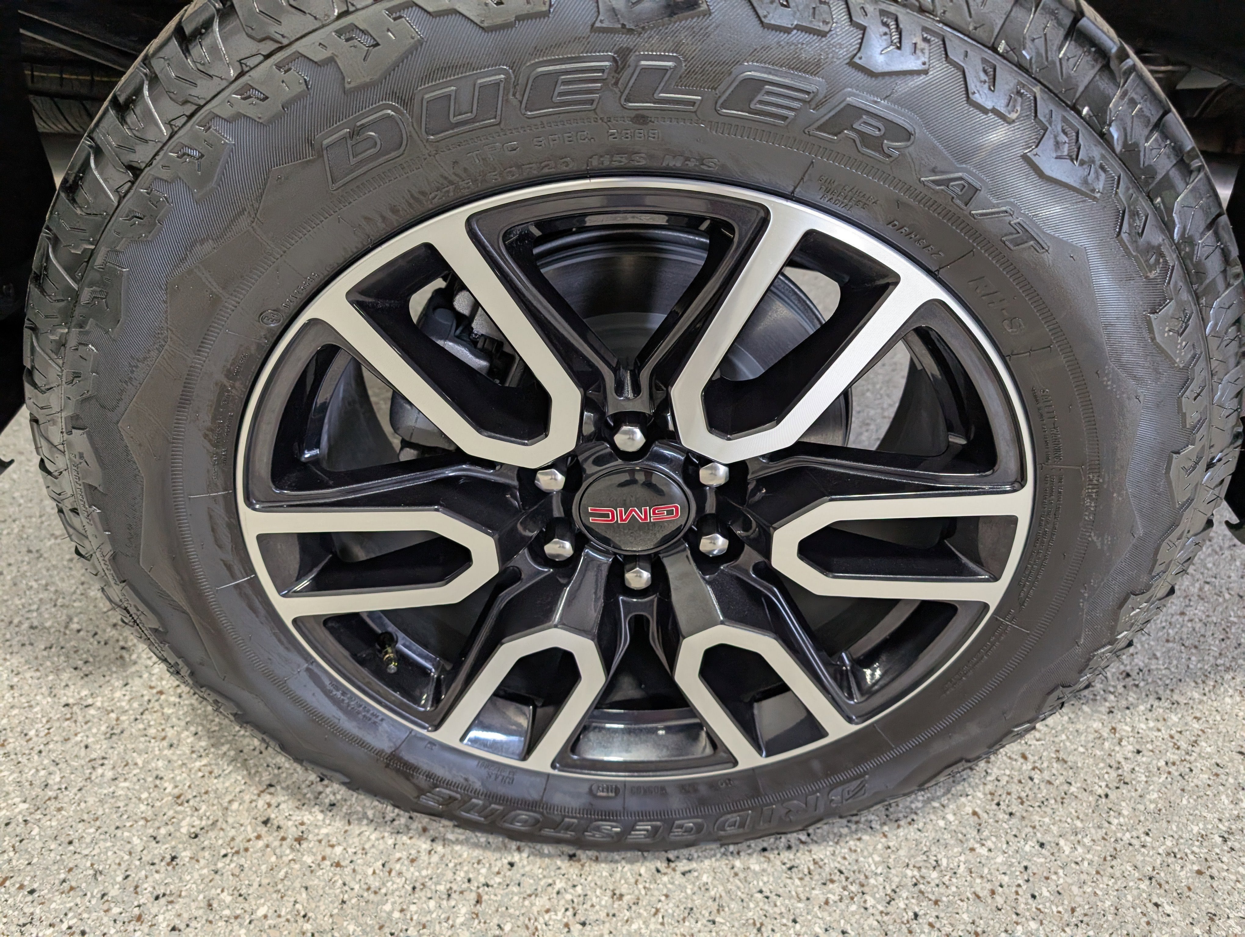 2025 GMC Sierra 1500 AT4