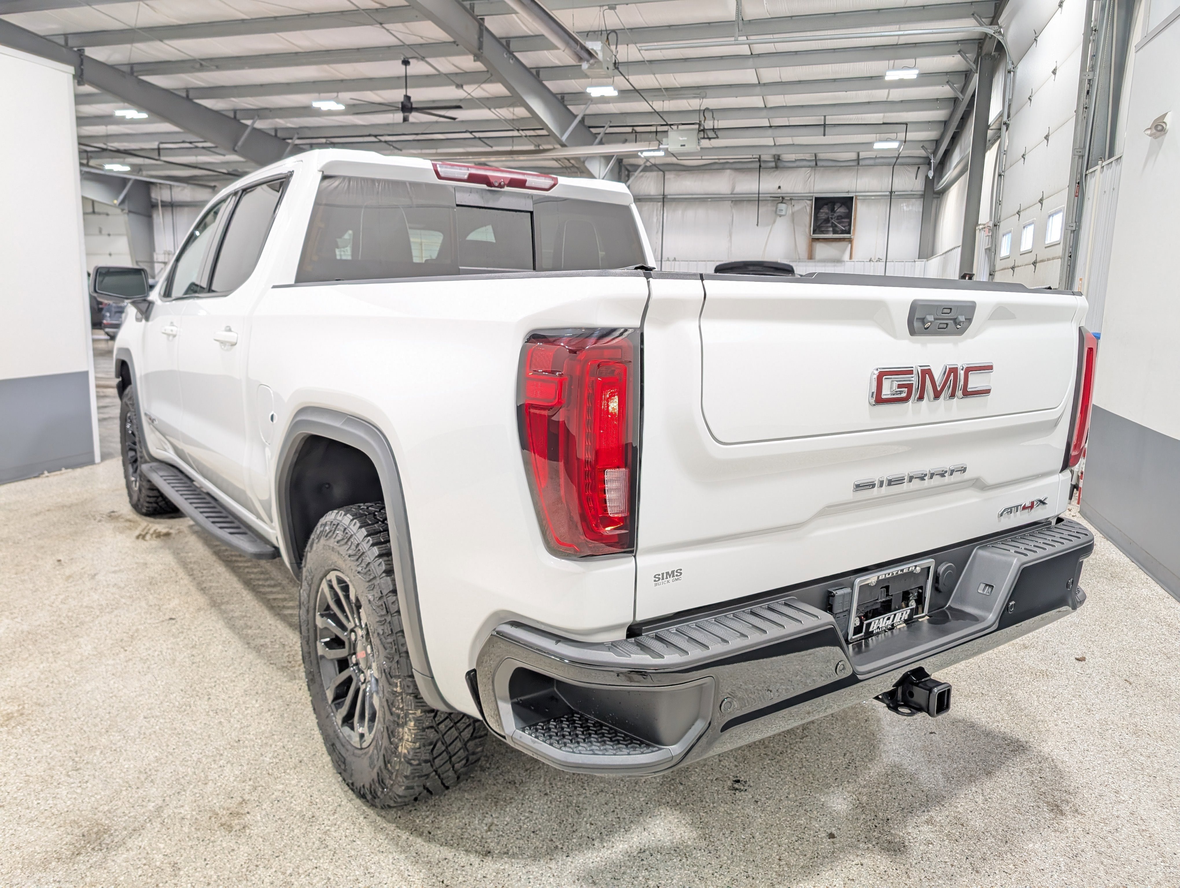 2023 GMC Sierra 1500 AT4X