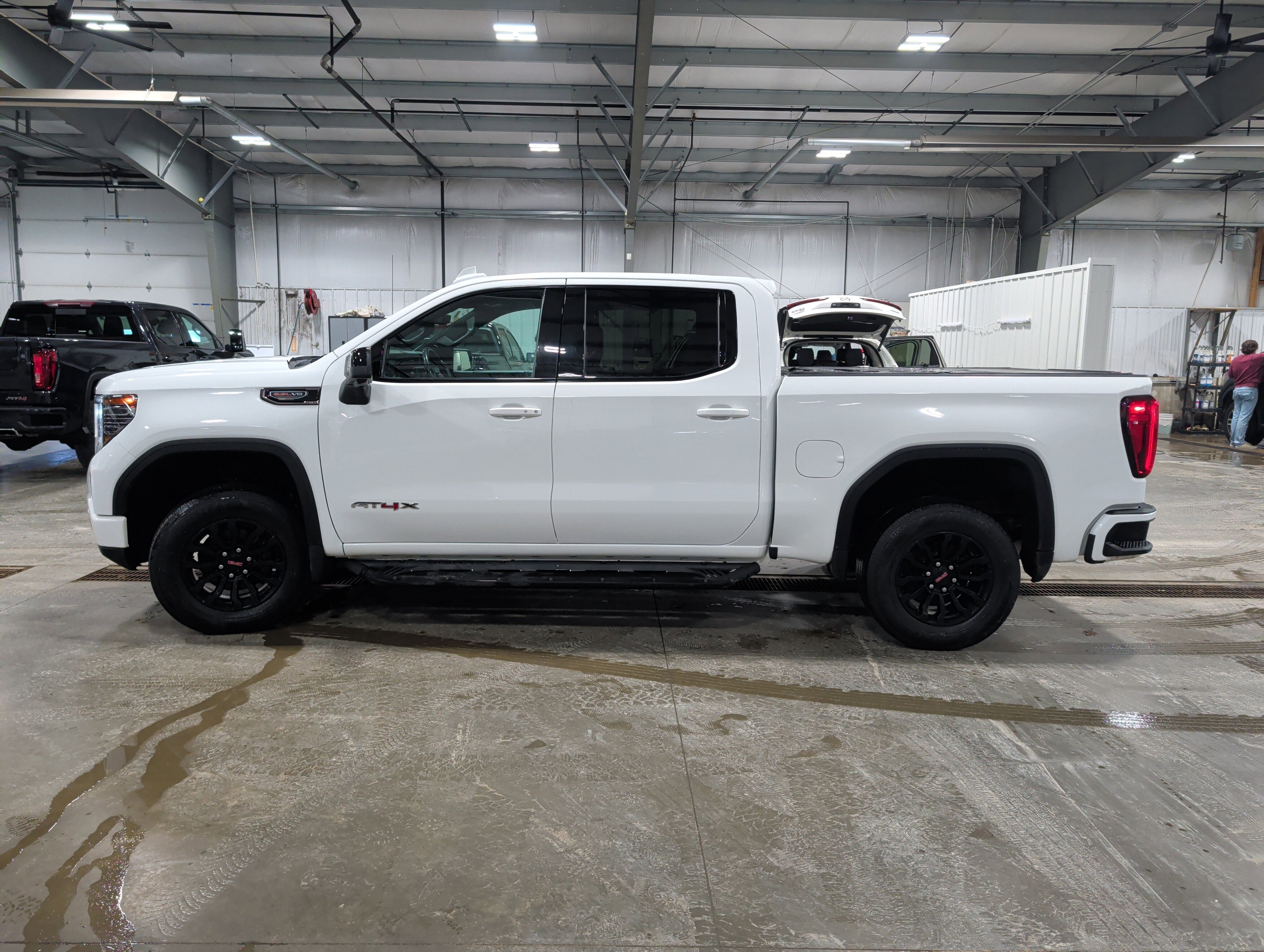 2023 GMC Sierra 1500 AT4X