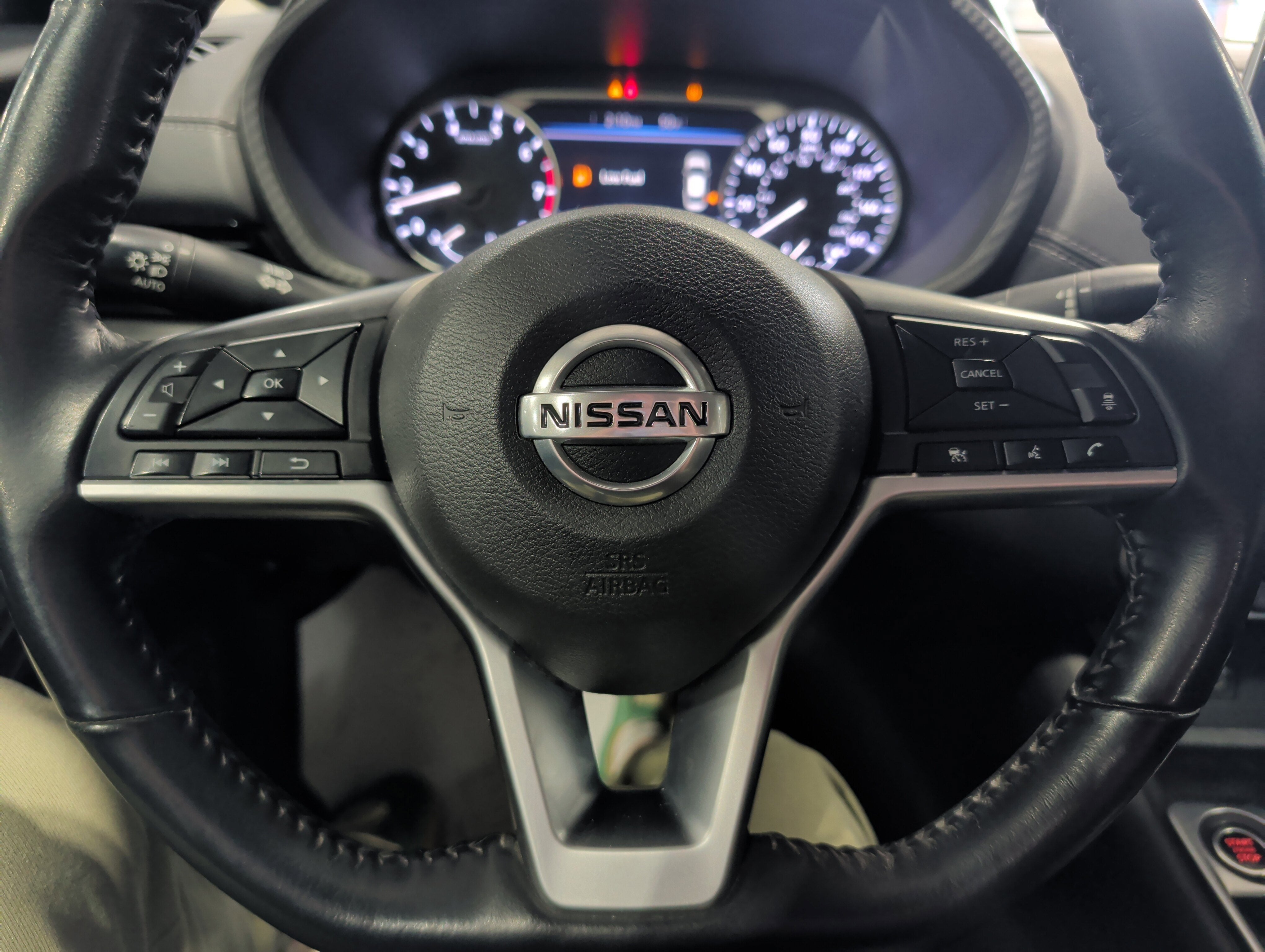 2022 Nissan Sentra SV Xtronic CVT