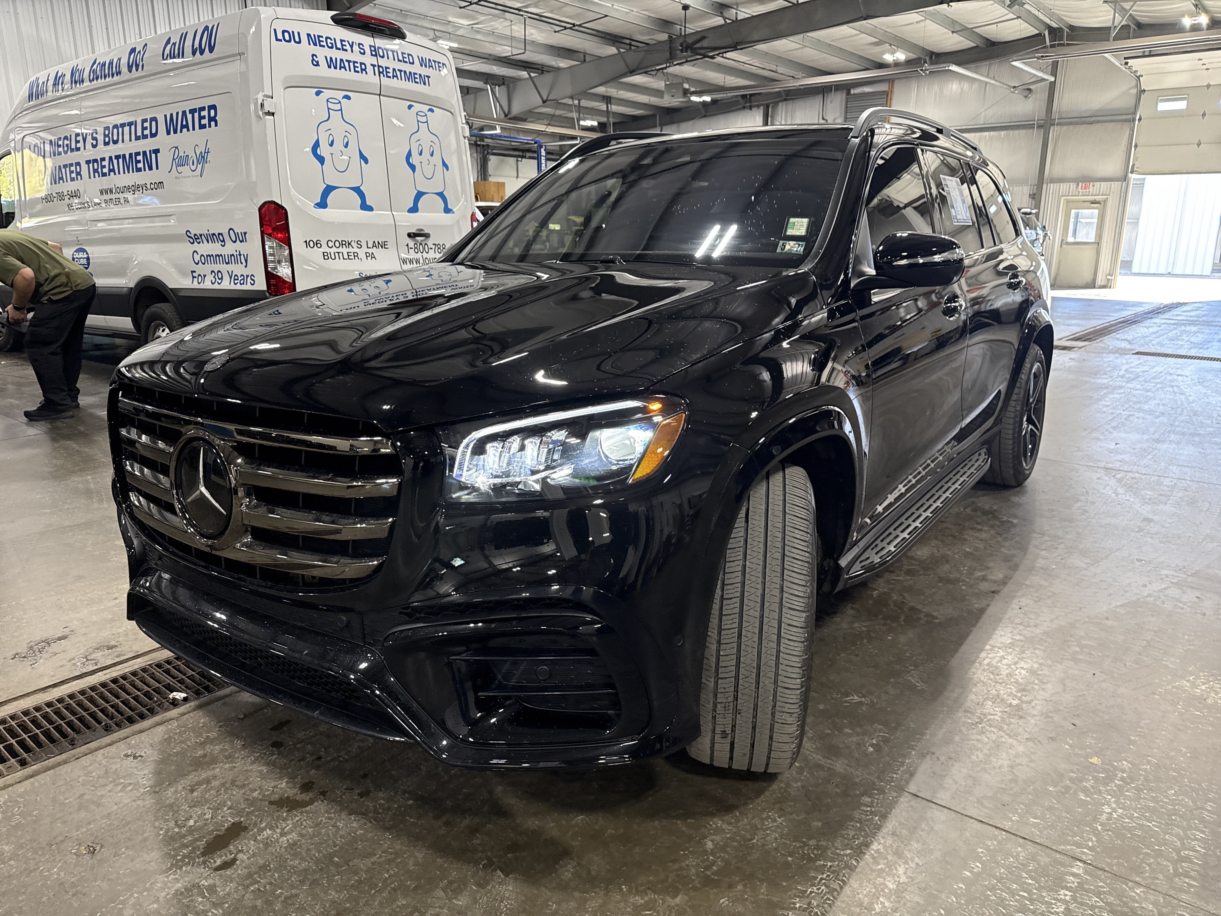 2025 Mercedes-Benz GLS 450 4MATIC®