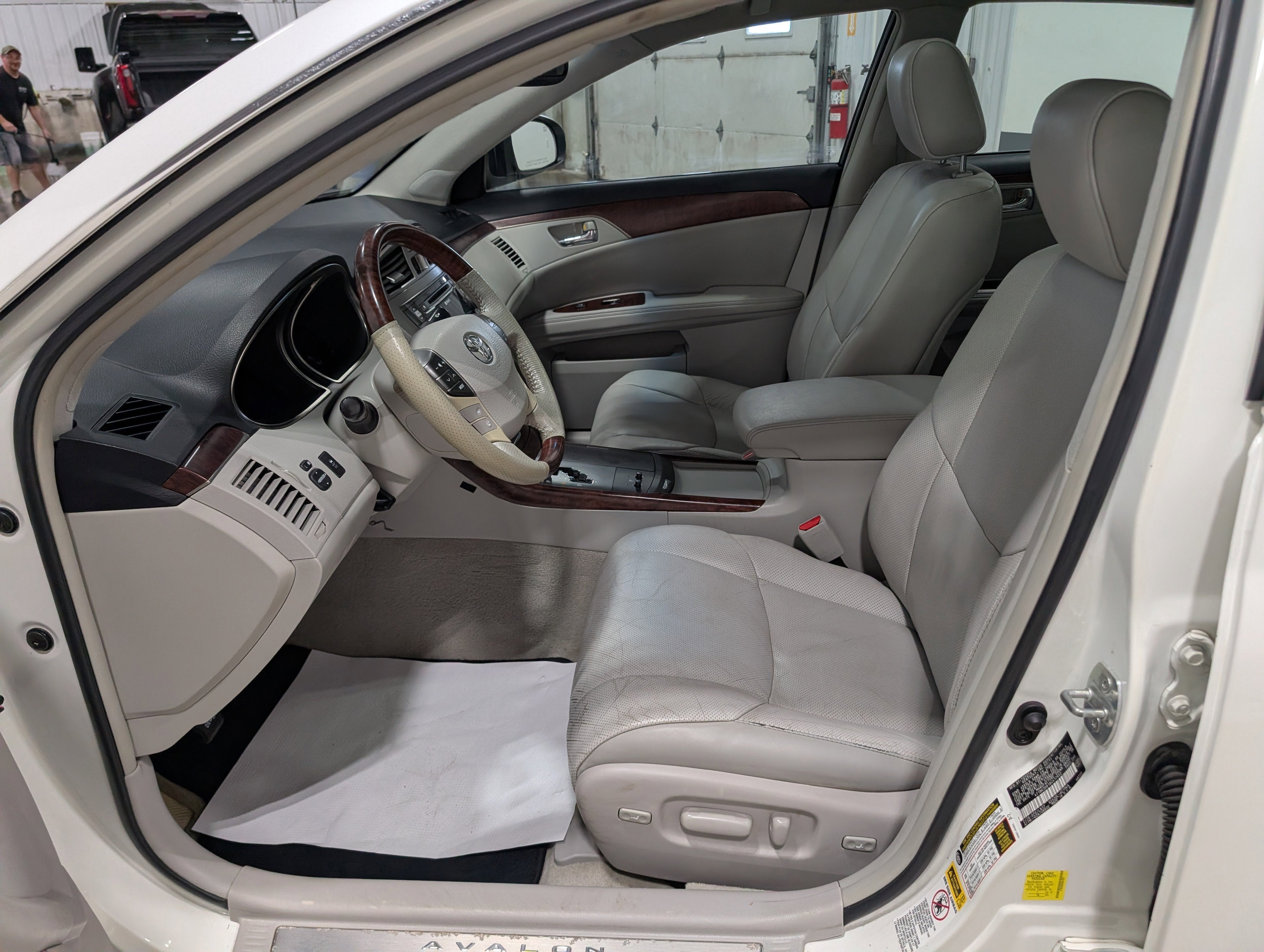 2011 Toyota Avalon Limited