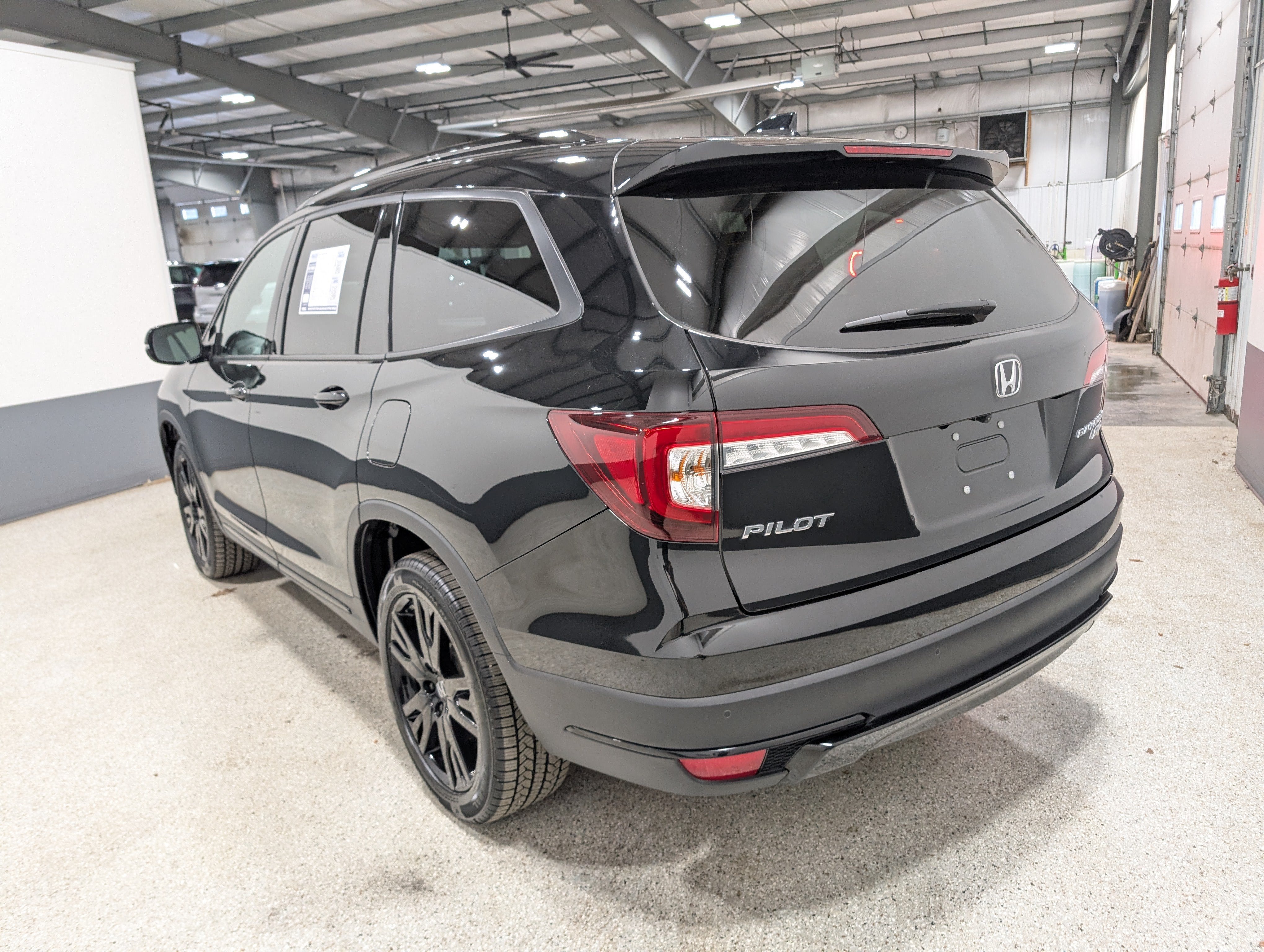 2021 Honda Pilot AWD Black Edition