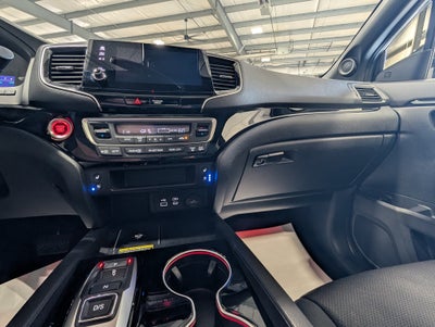 2024 Honda Passport AWD Black