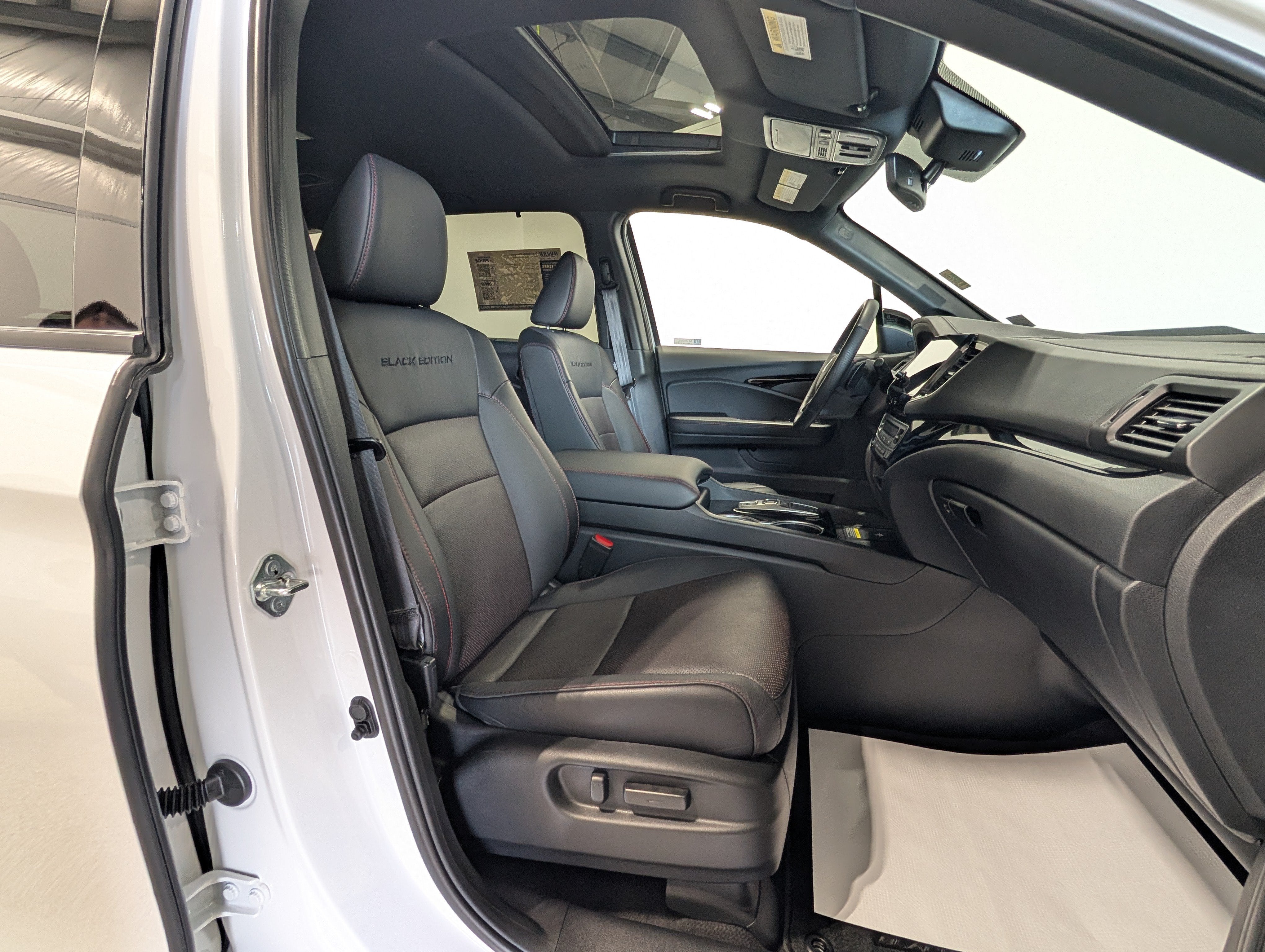 2024 Honda Passport AWD Black