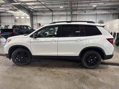 2024 Honda Passport AWD Black