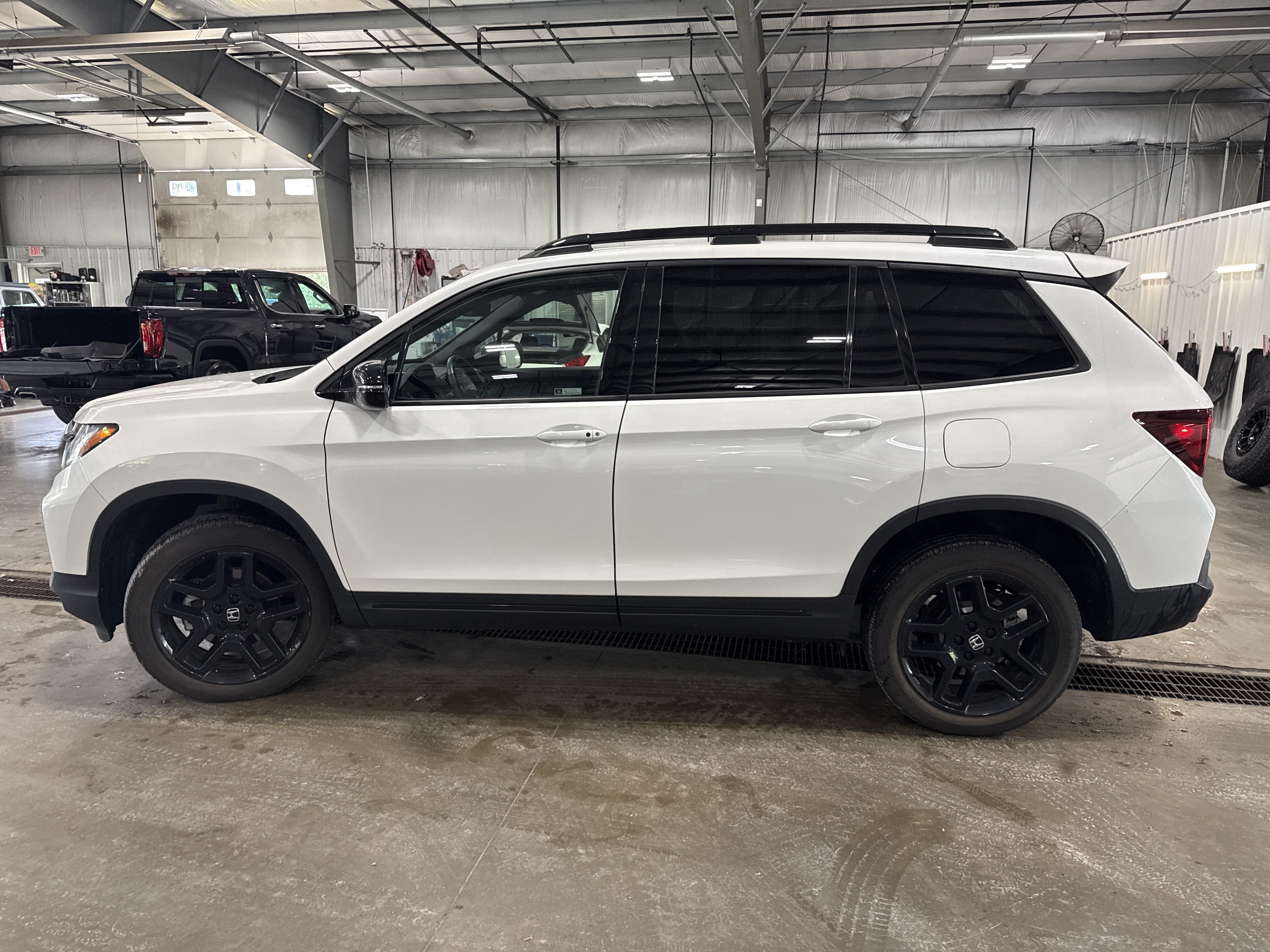 2024 Honda Passport AWD Black