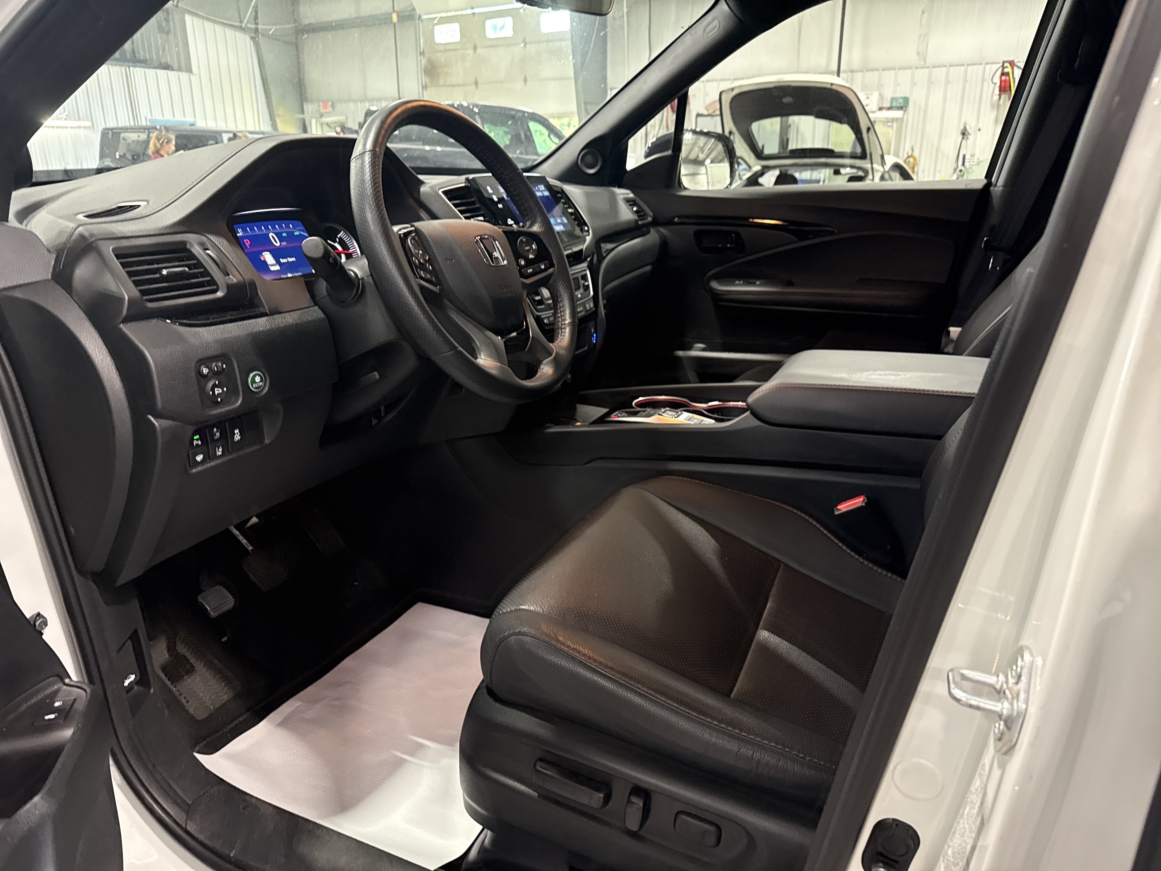 2024 Honda Passport AWD Black