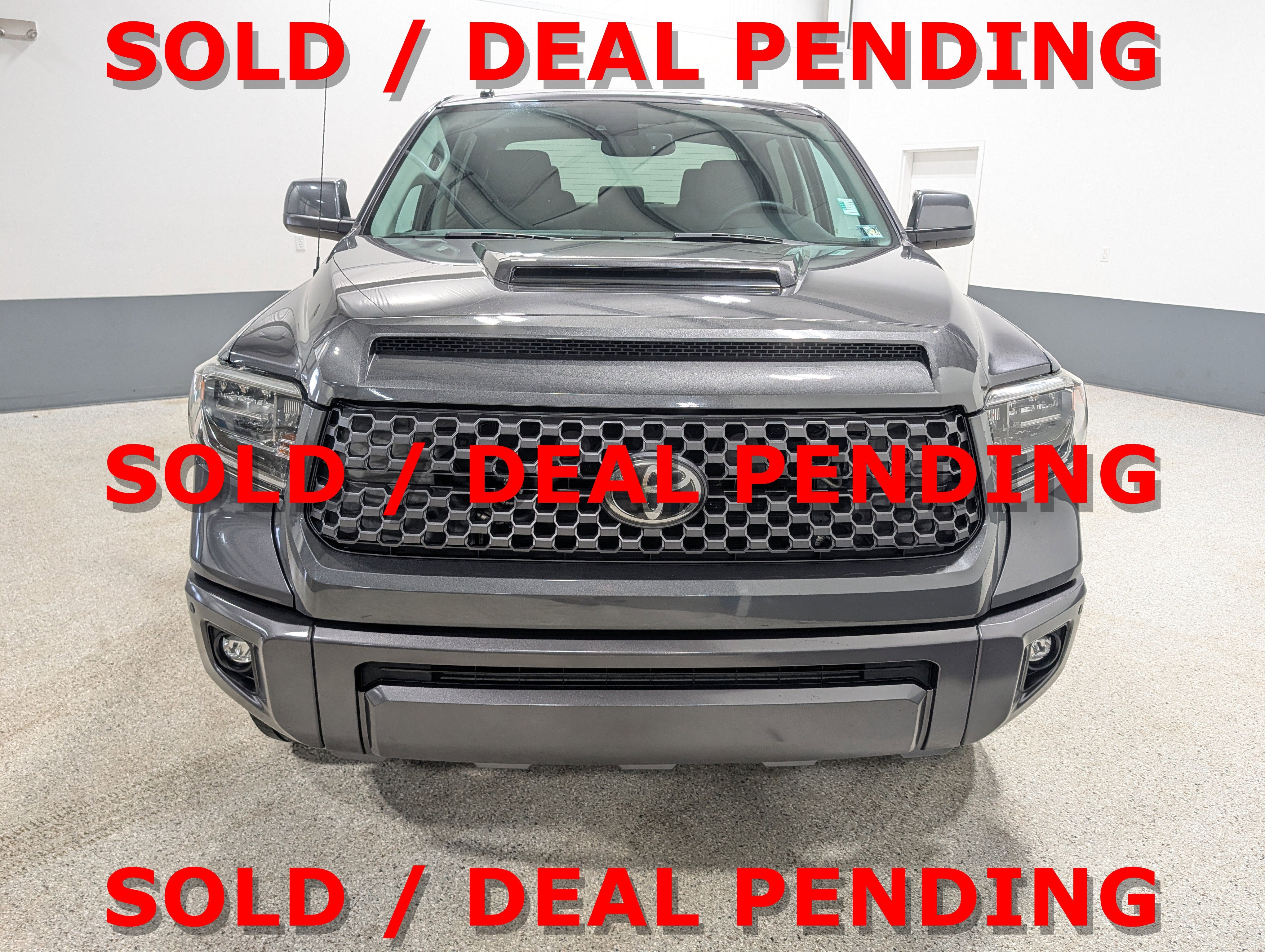 2018 Toyota Tundra SR5 5.7L V8