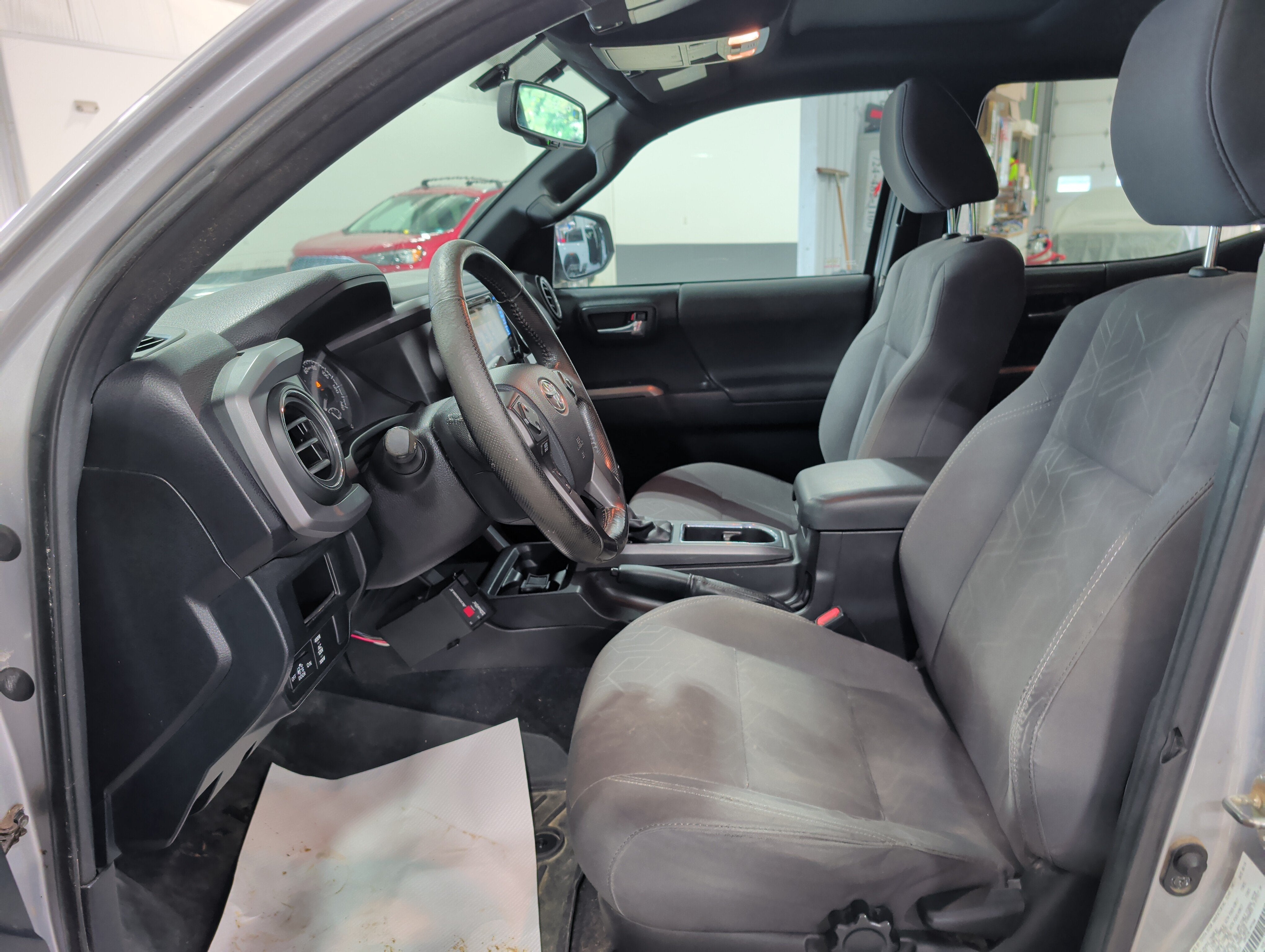 2016 Toyota Tacoma SR5