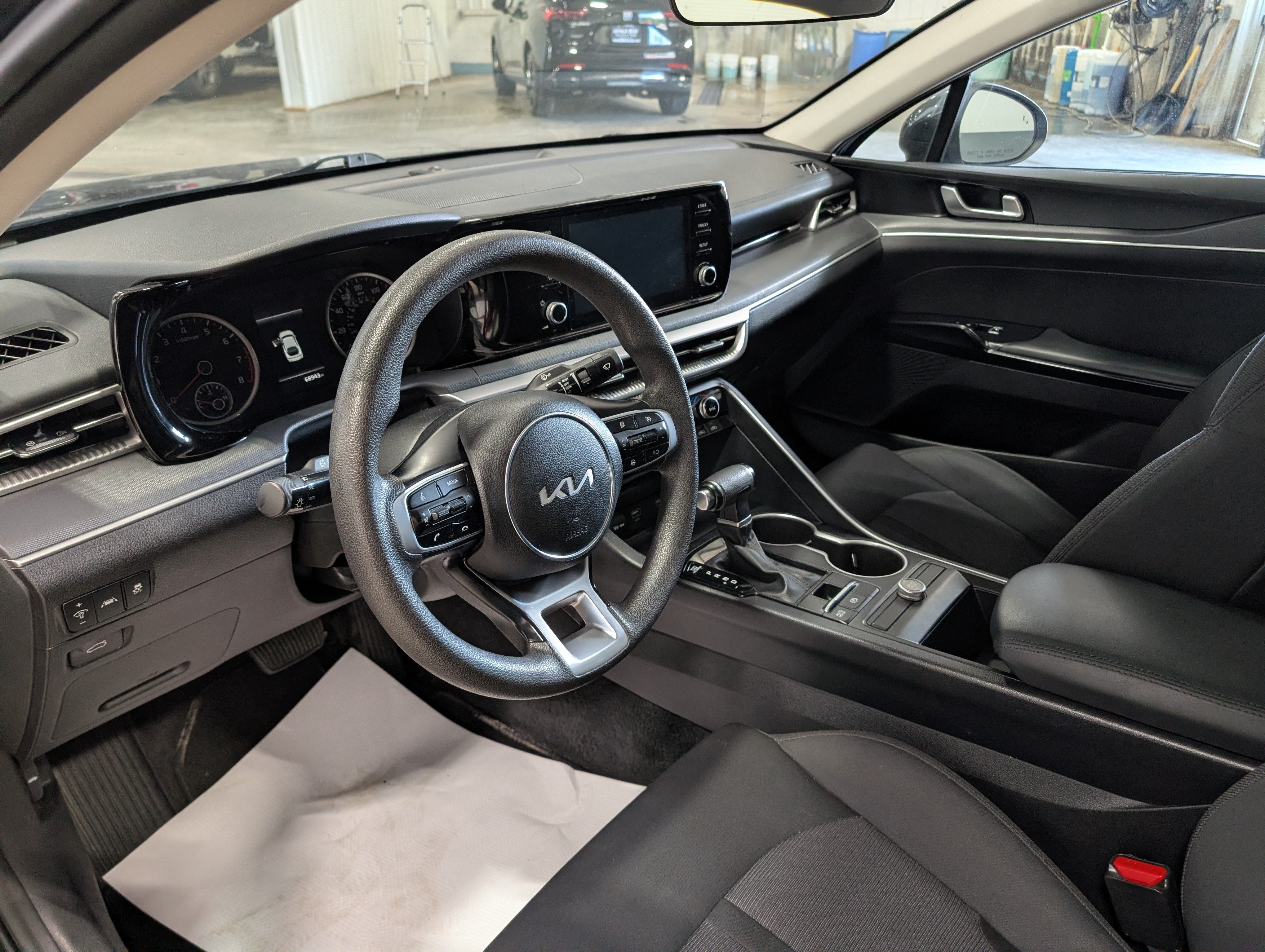 2023 Kia K5 LXS