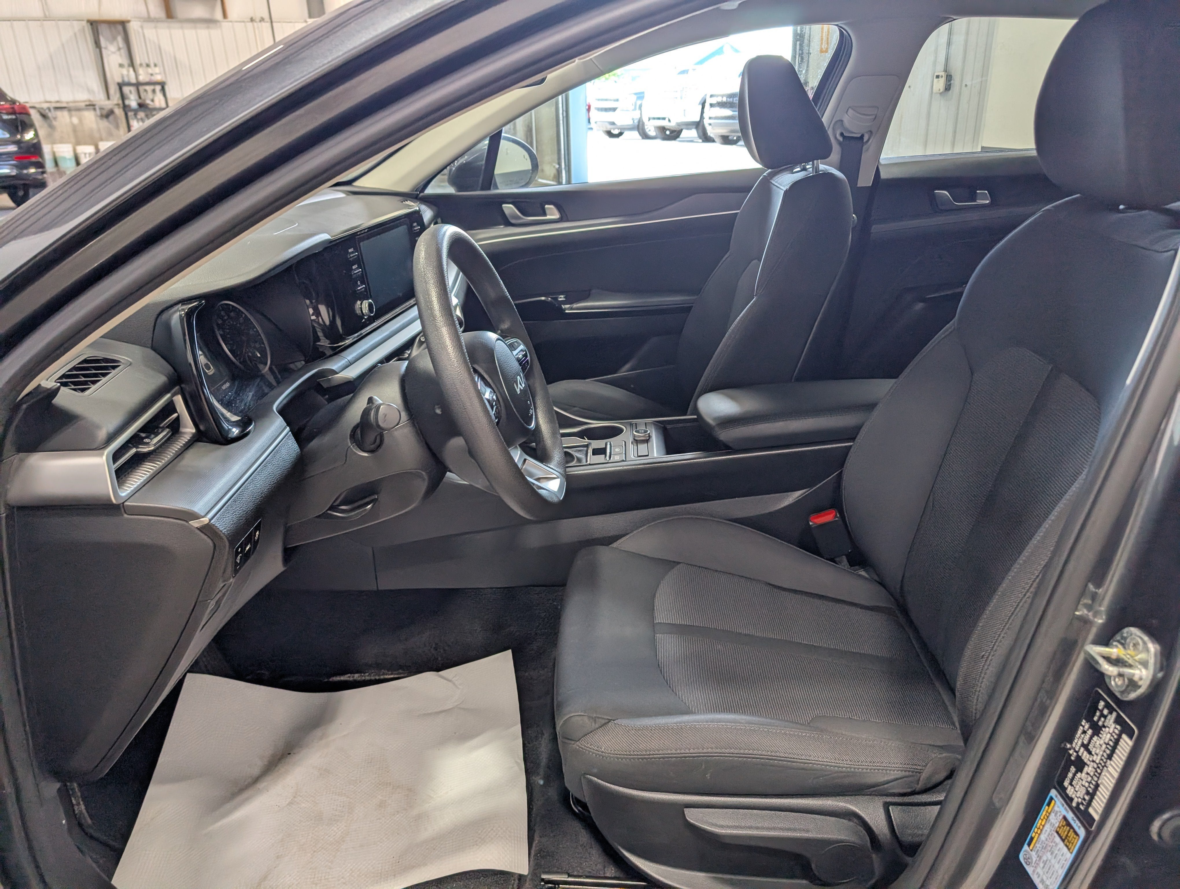 2023 Kia K5 LXS