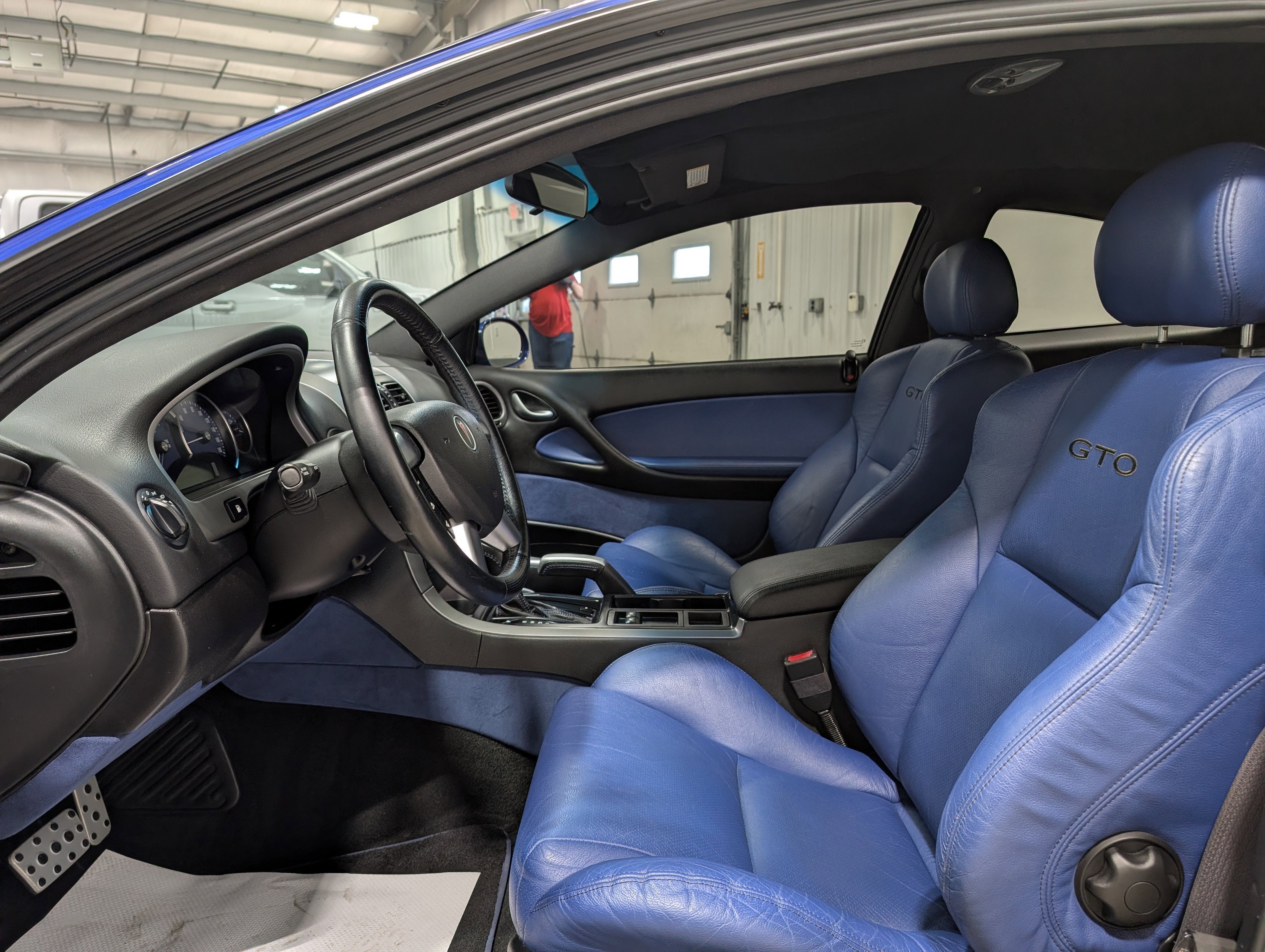 2004 Pontiac GTO Base