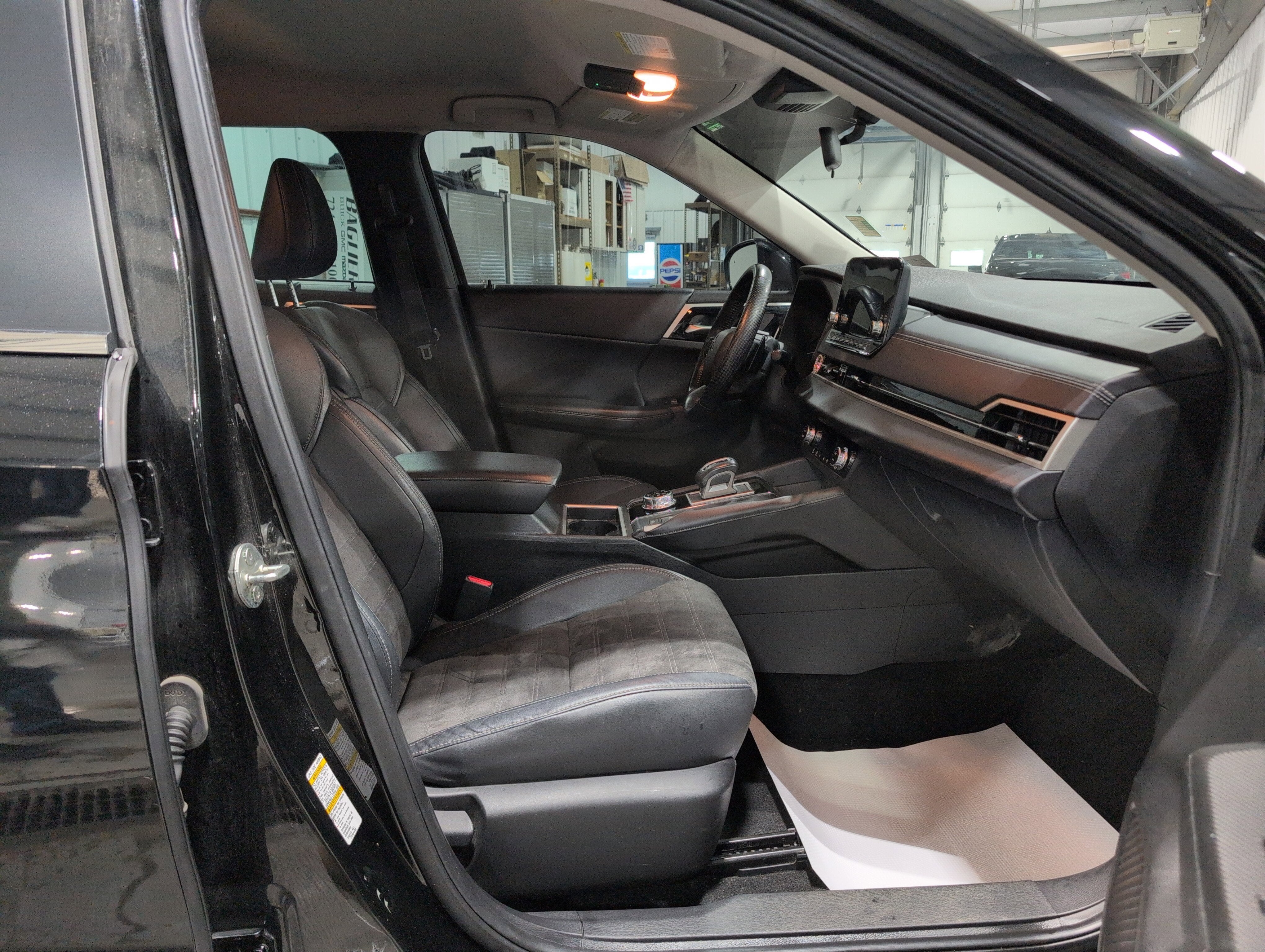 2023 Mitsubishi Outlander SE 2.5 S-AWC