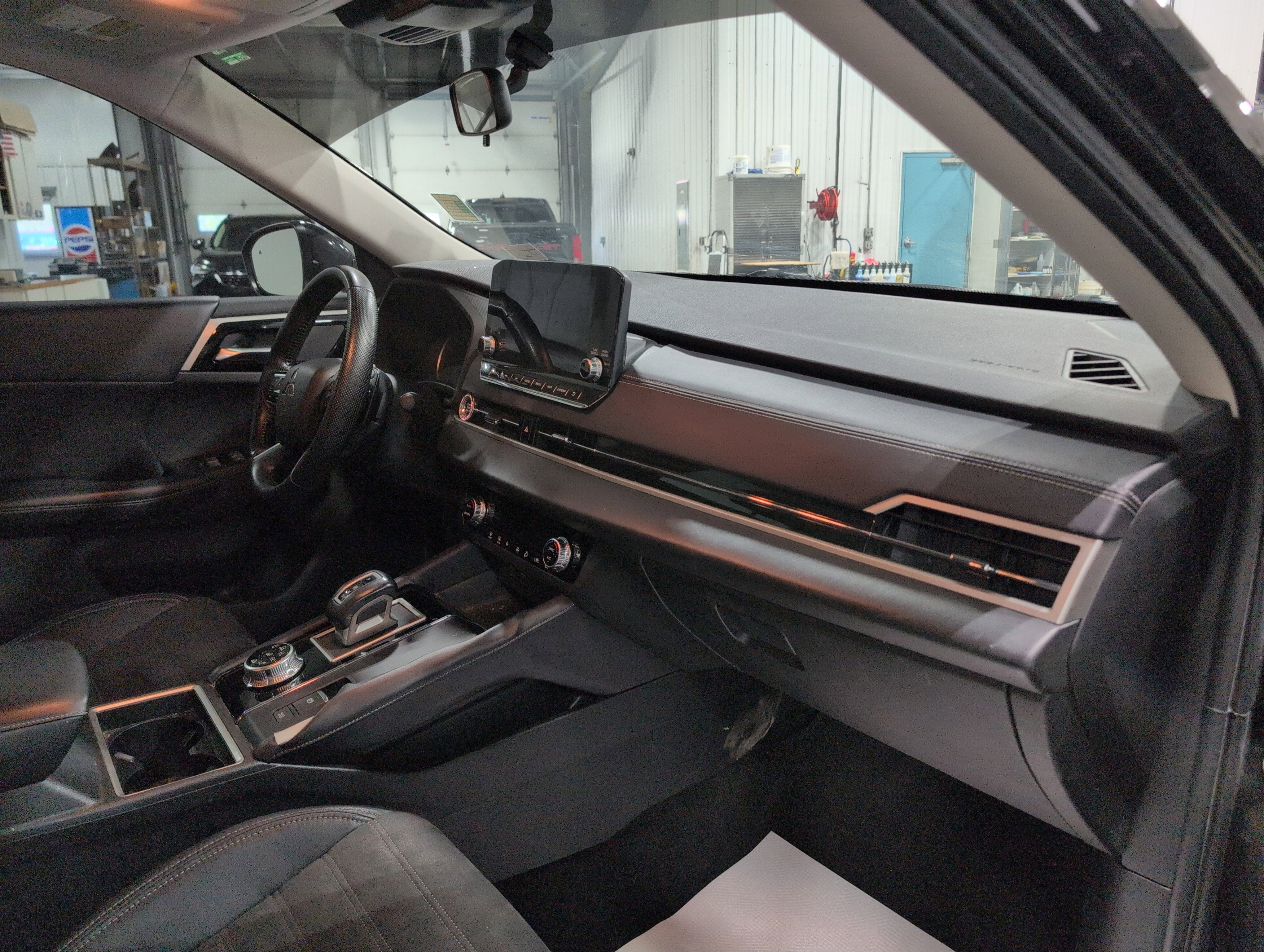 2023 Mitsubishi Outlander SE 2.5 S-AWC