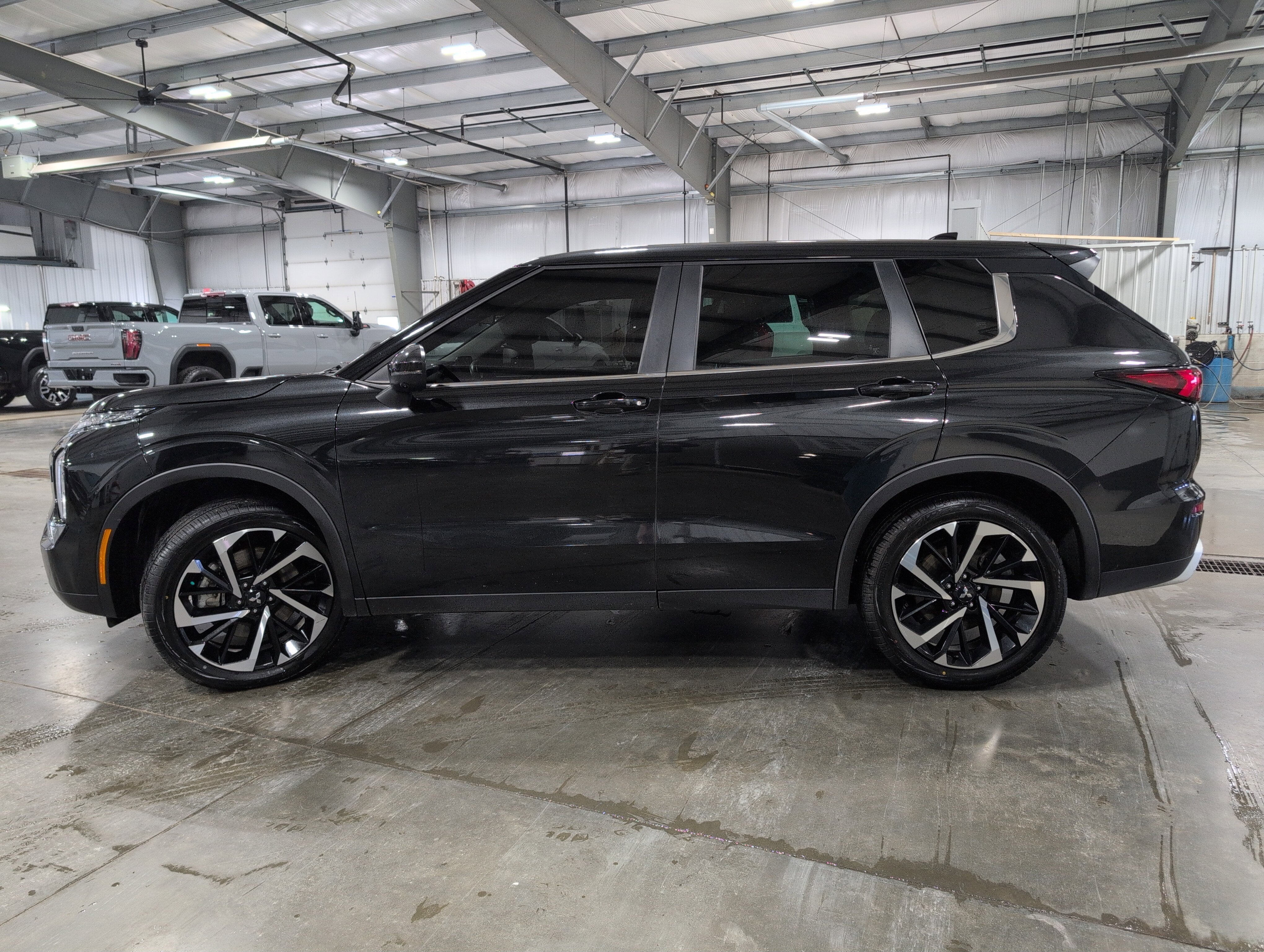 2023 Mitsubishi Outlander SE 2.5 S-AWC