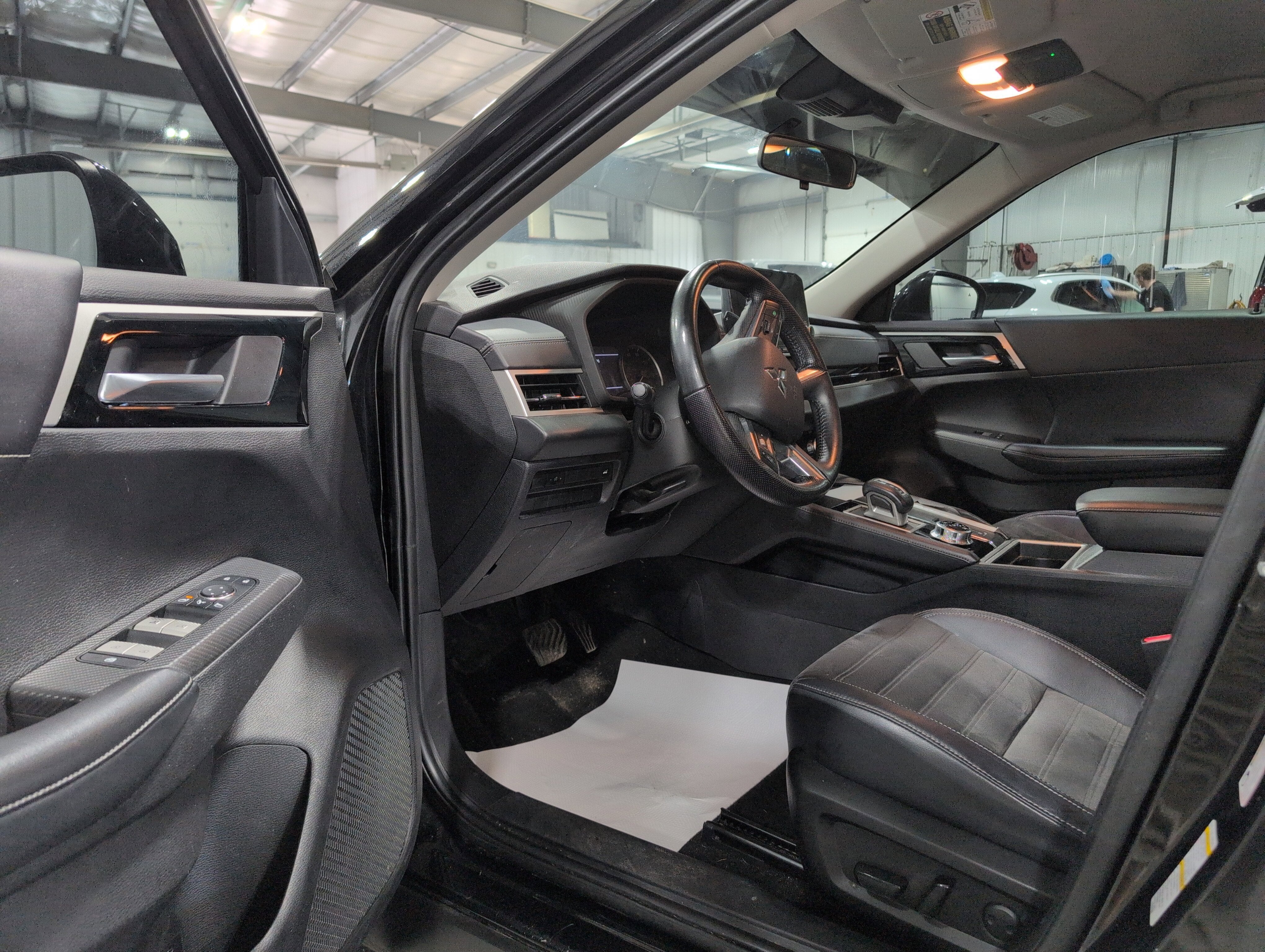 2023 Mitsubishi Outlander SE 2.5 S-AWC