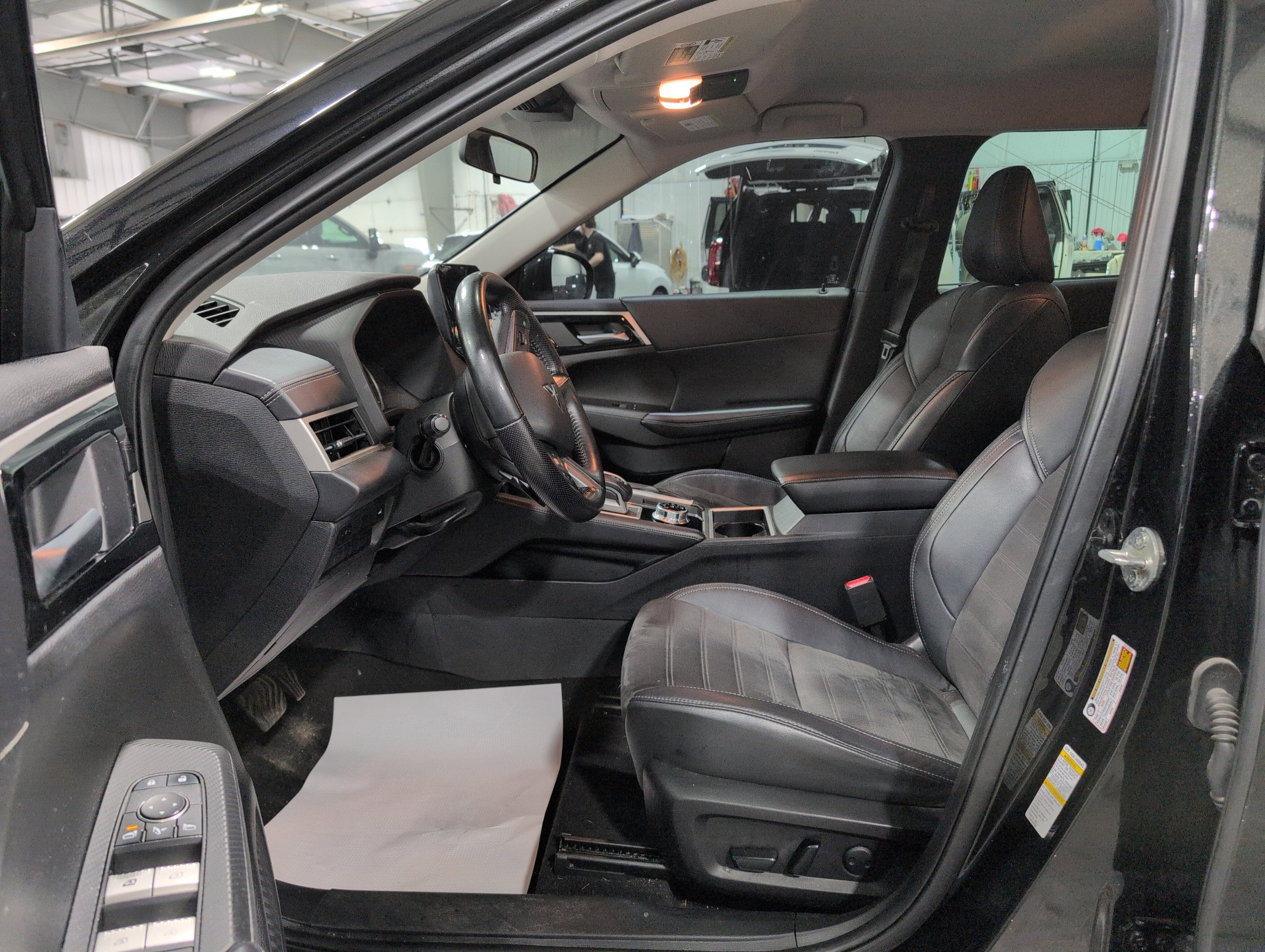 2023 Mitsubishi Outlander SE 2.5 S-AWC