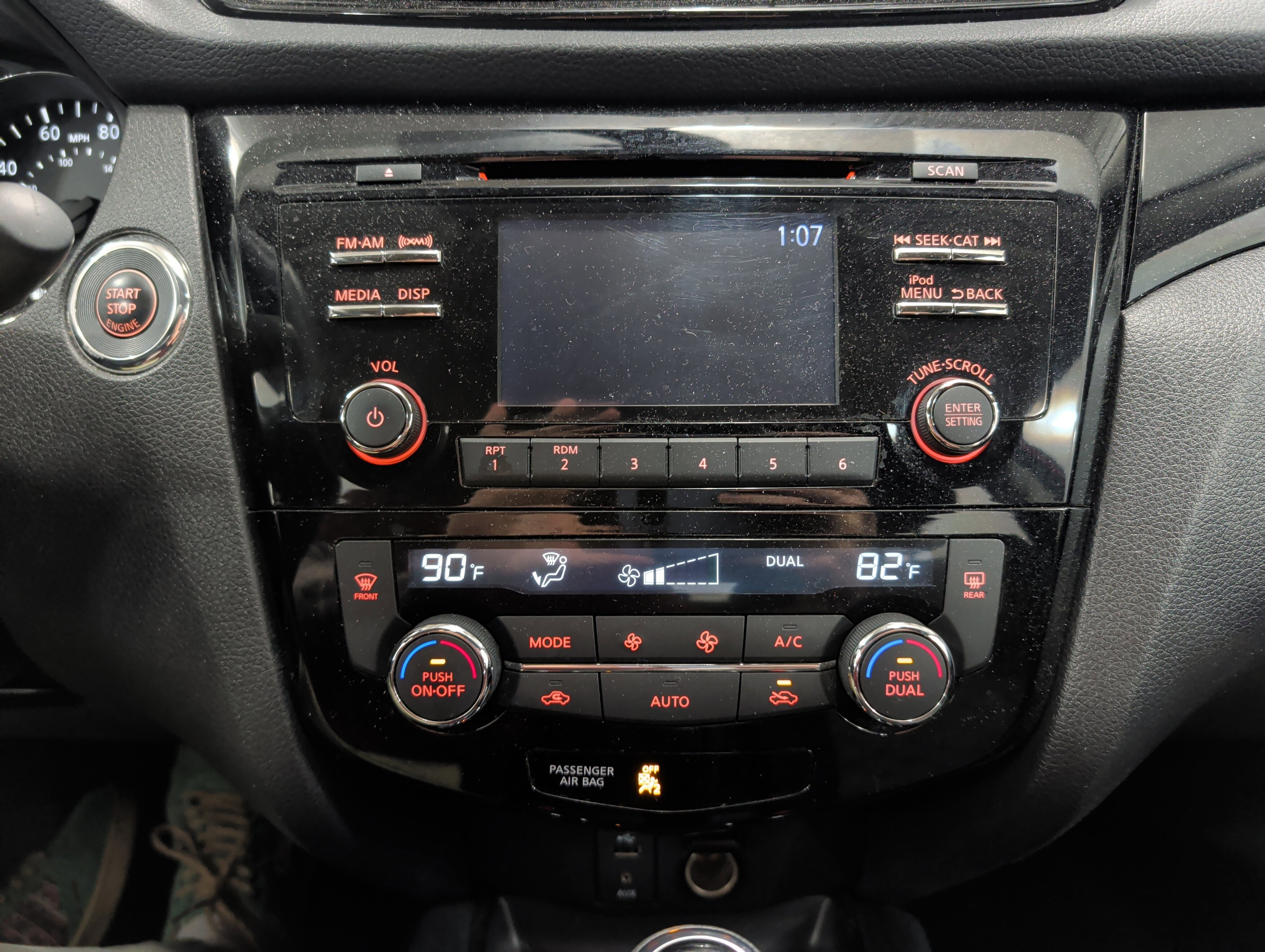 2018 Nissan Rogue Sport SV