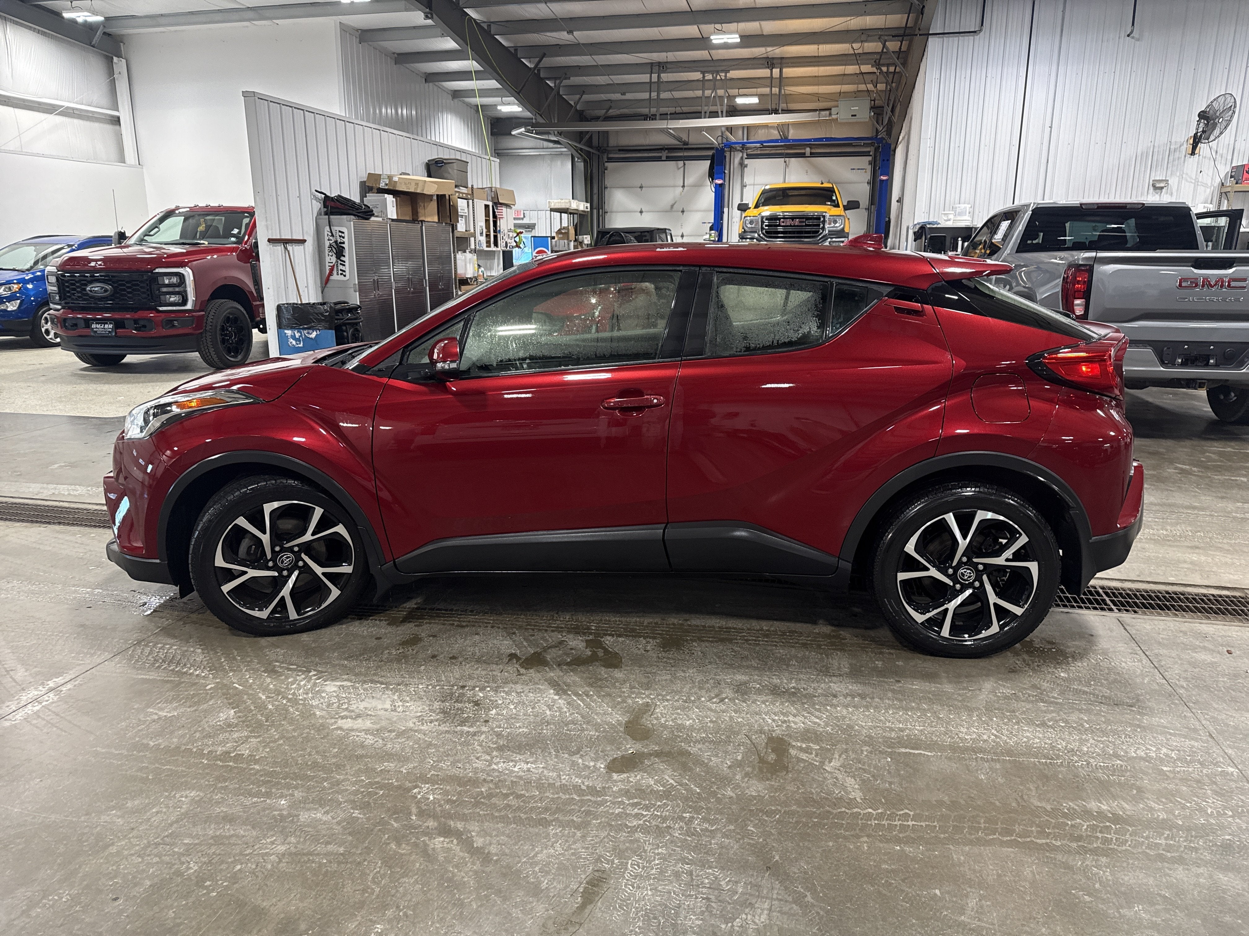 2019 Toyota C-HR XLE