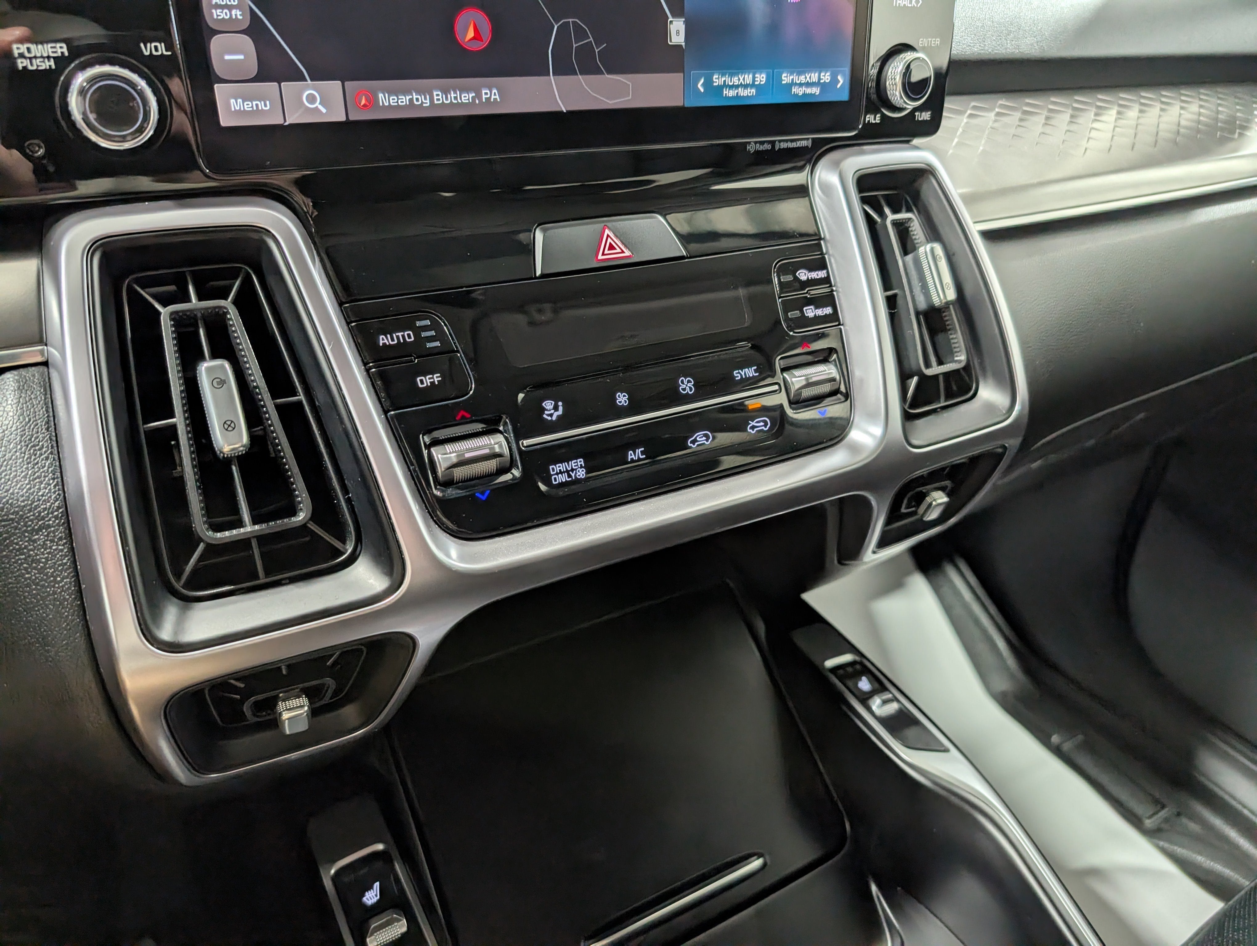 2023 Kia Sorento Hybrid EX