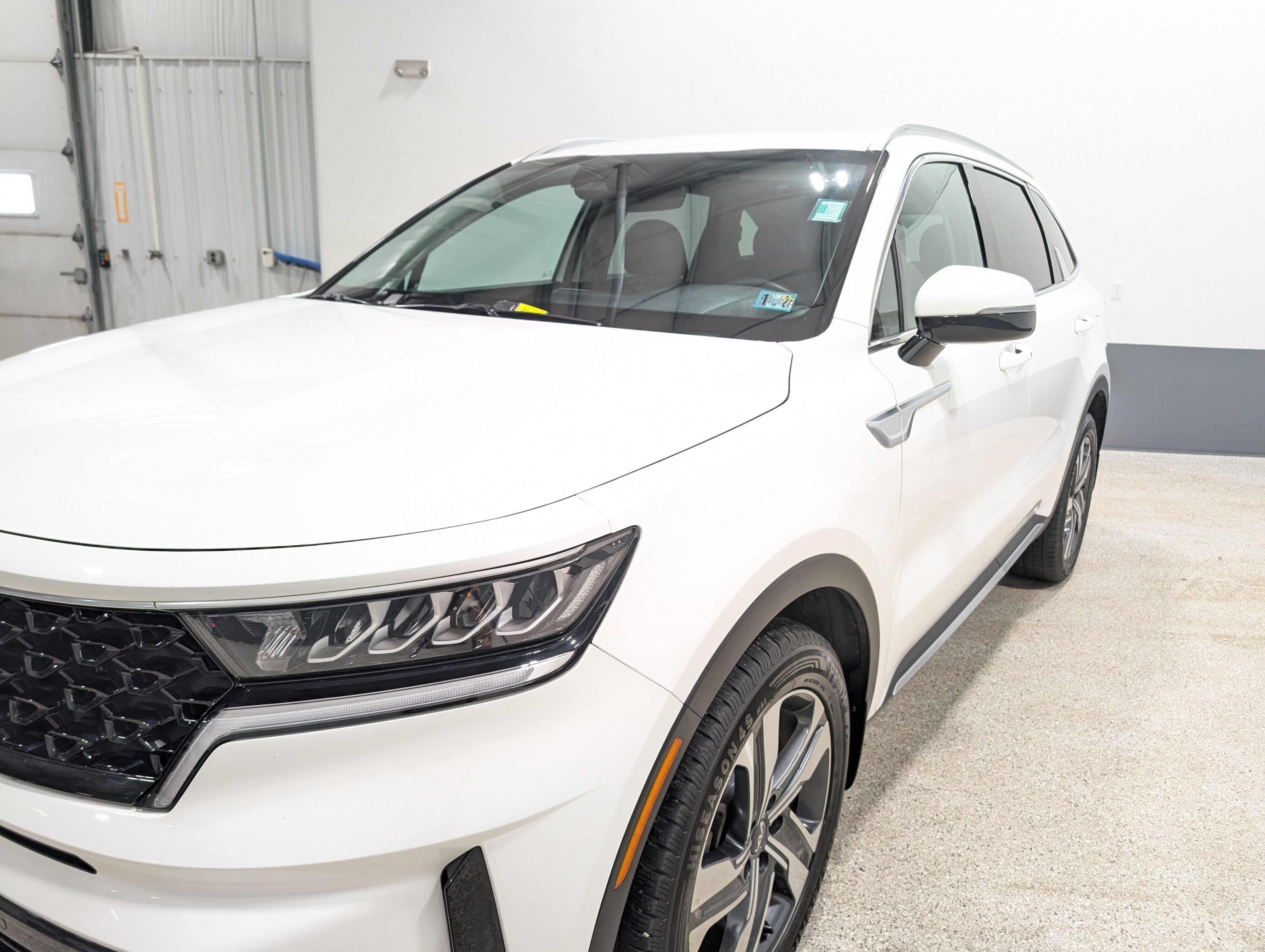 2023 Kia Sorento Hybrid EX