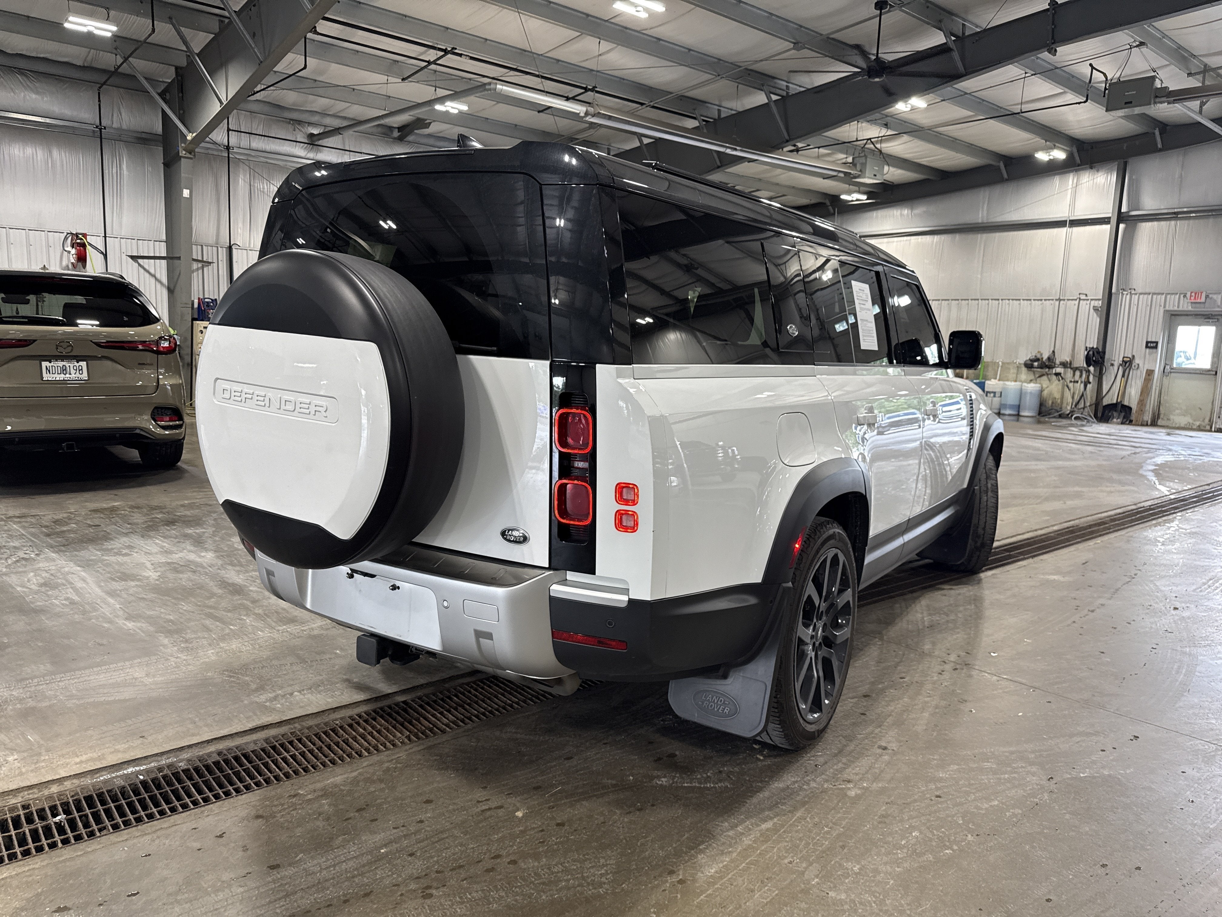 2023 Land Rover Defender S