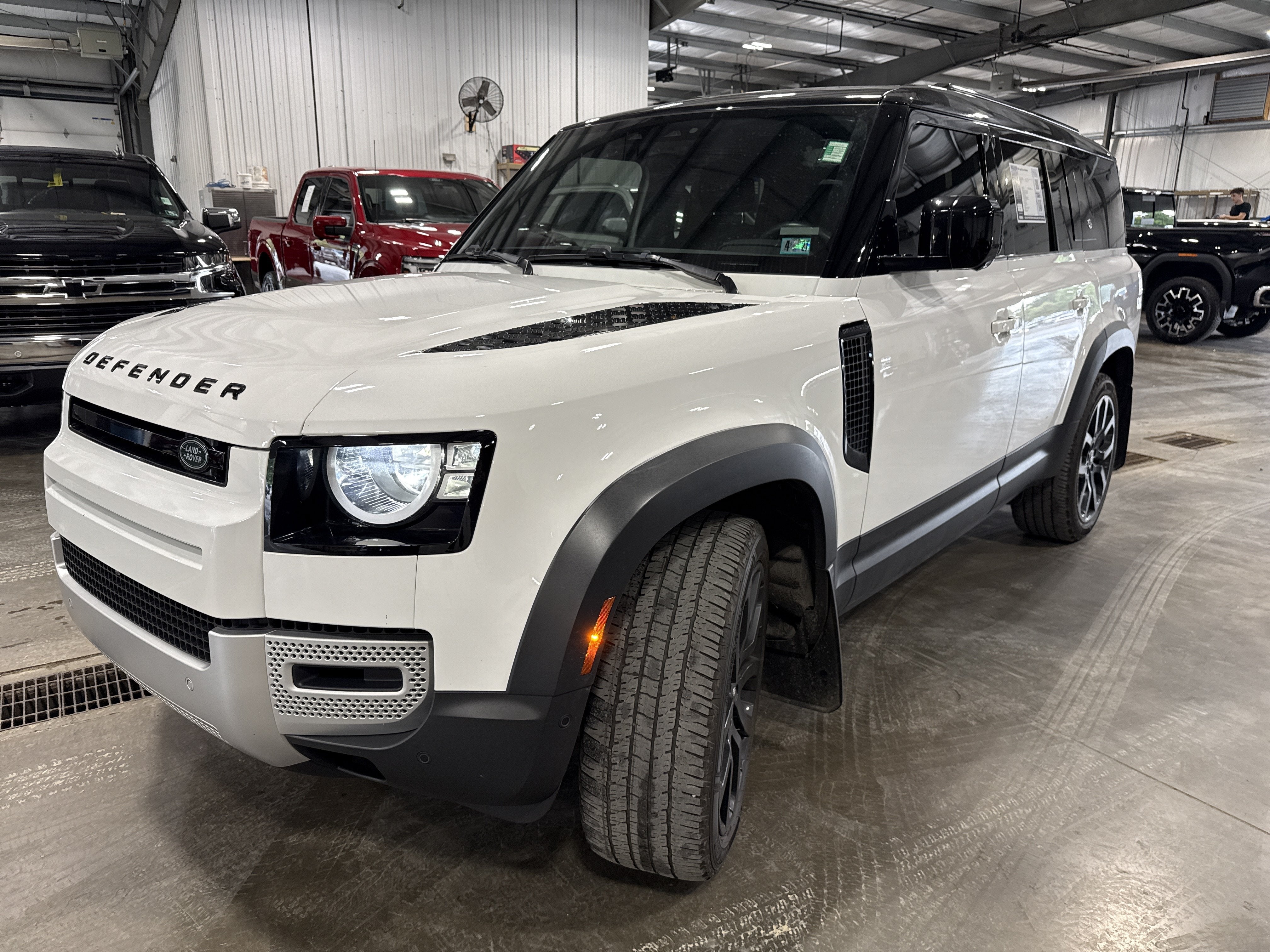 2023 Land Rover Defender S