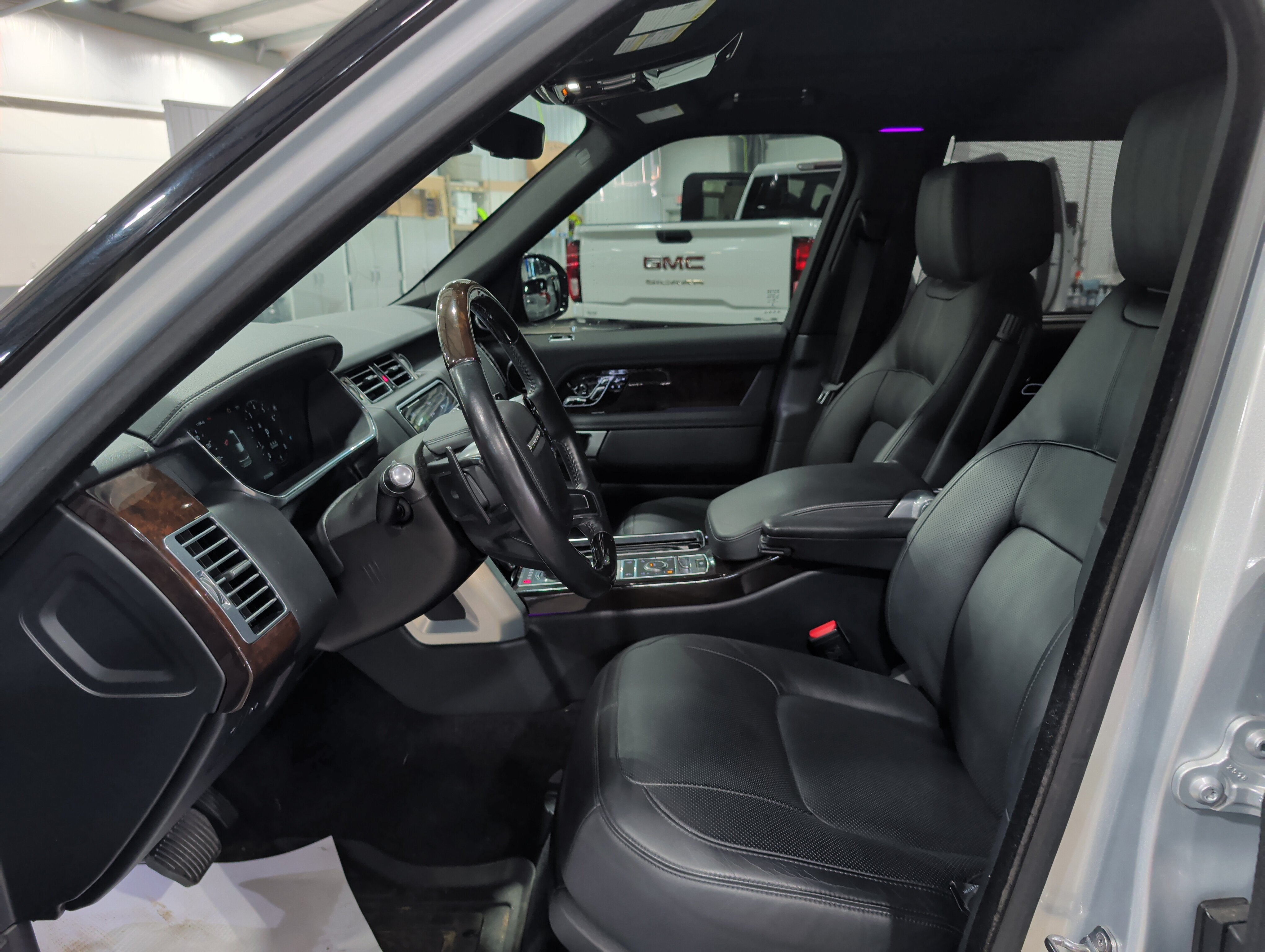 2019 Land Rover Range Rover Base
