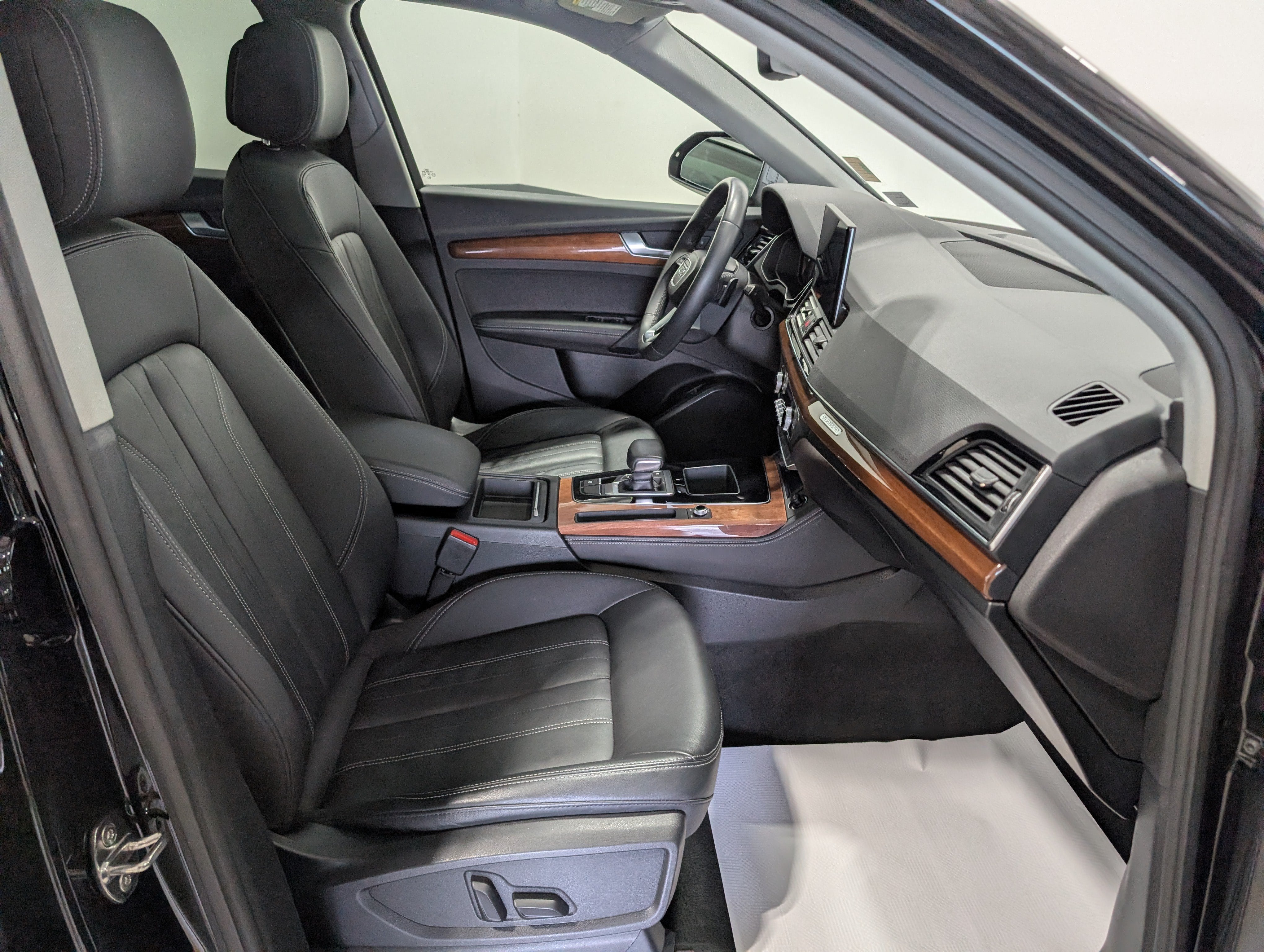 2022 Audi Q5 Premium Plus 45 TFSI S line quattro S tronic