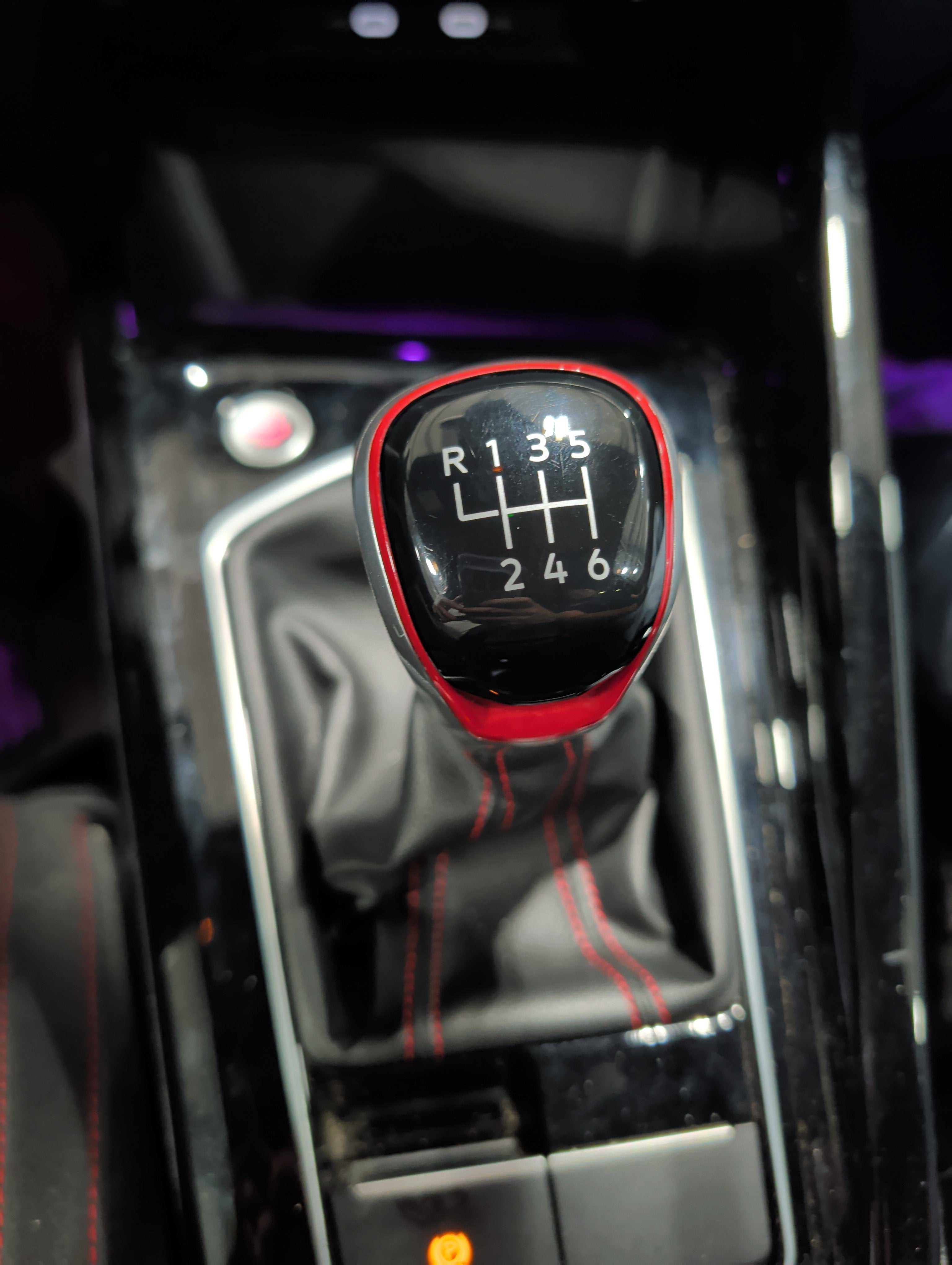 2023 Volkswagen Golf GTI 2.0T S