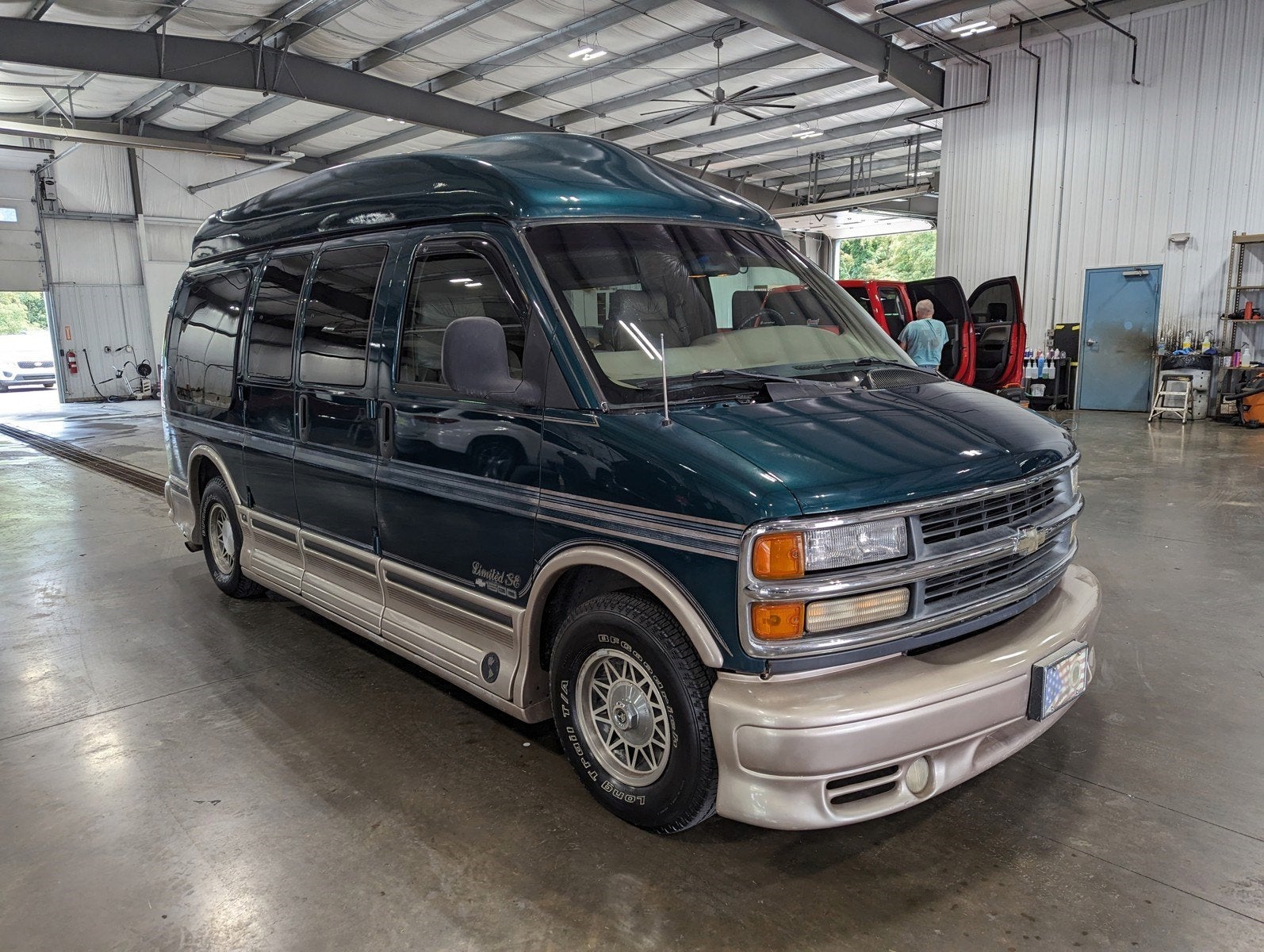 Used 1998 Chevrolet Express  with VIN 1GBFG15R6W1022126 for sale in Butler, PA